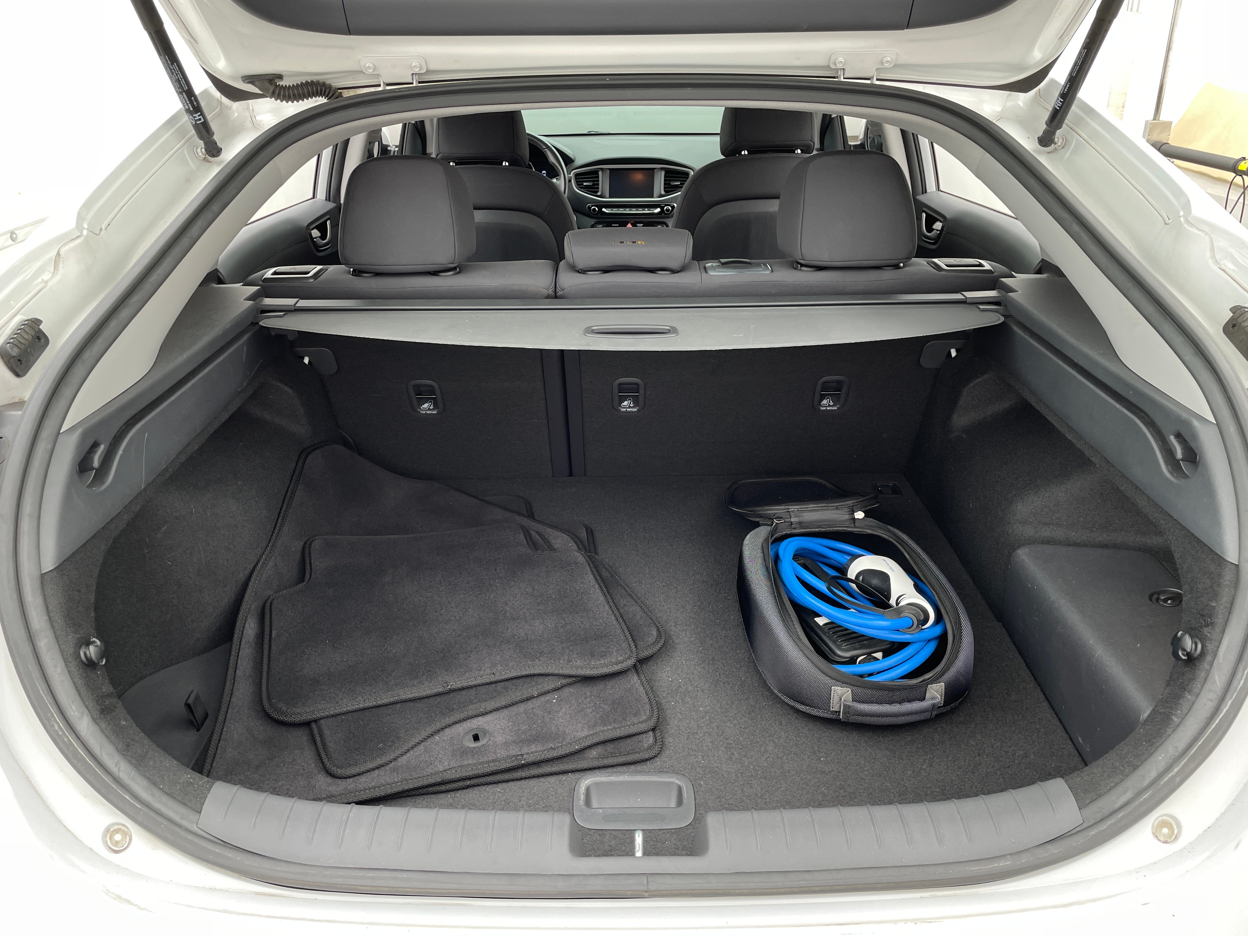 2019 Hyundai Ioniq SE 7