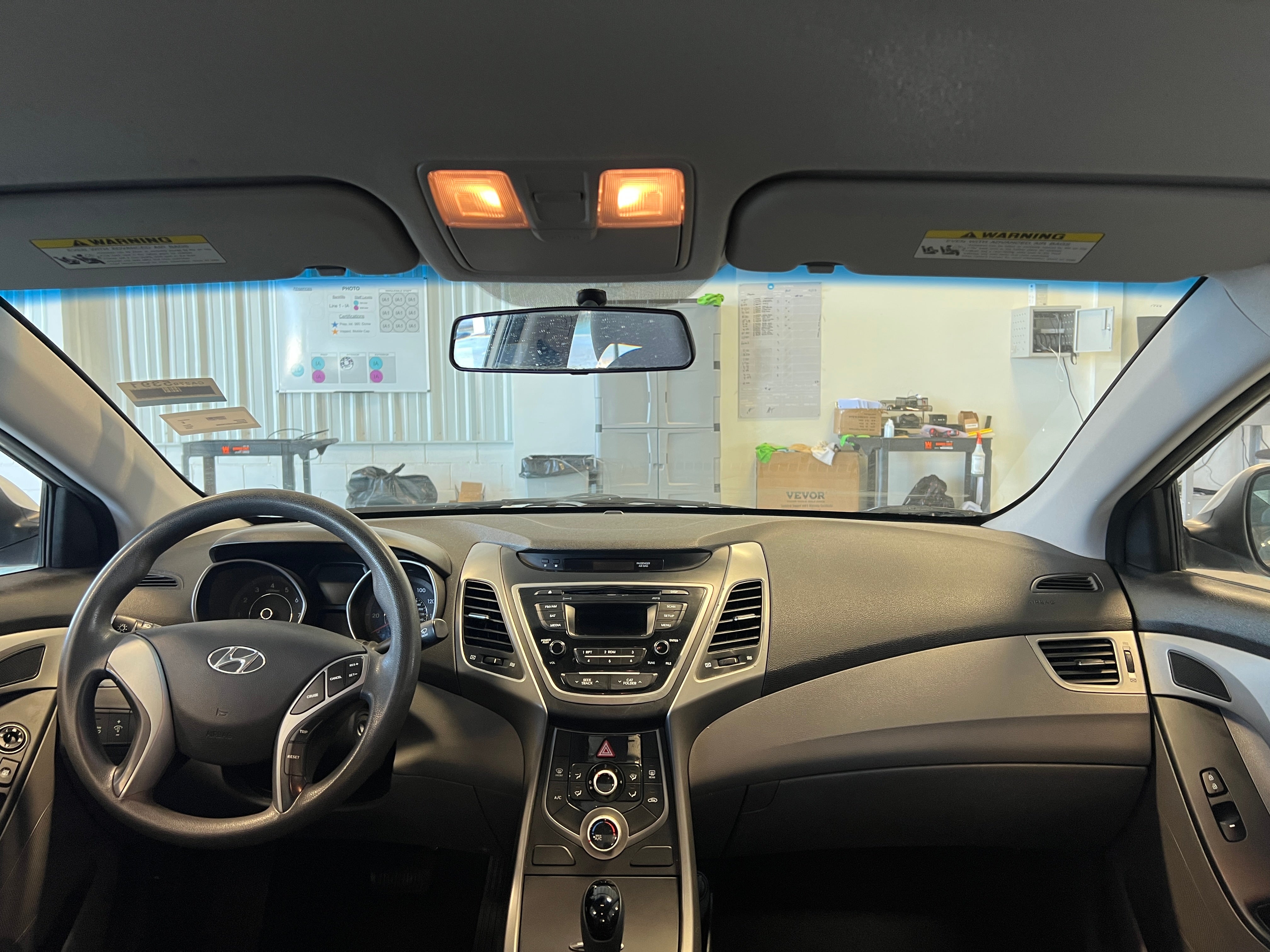 2016 Hyundai Elantra SE 3