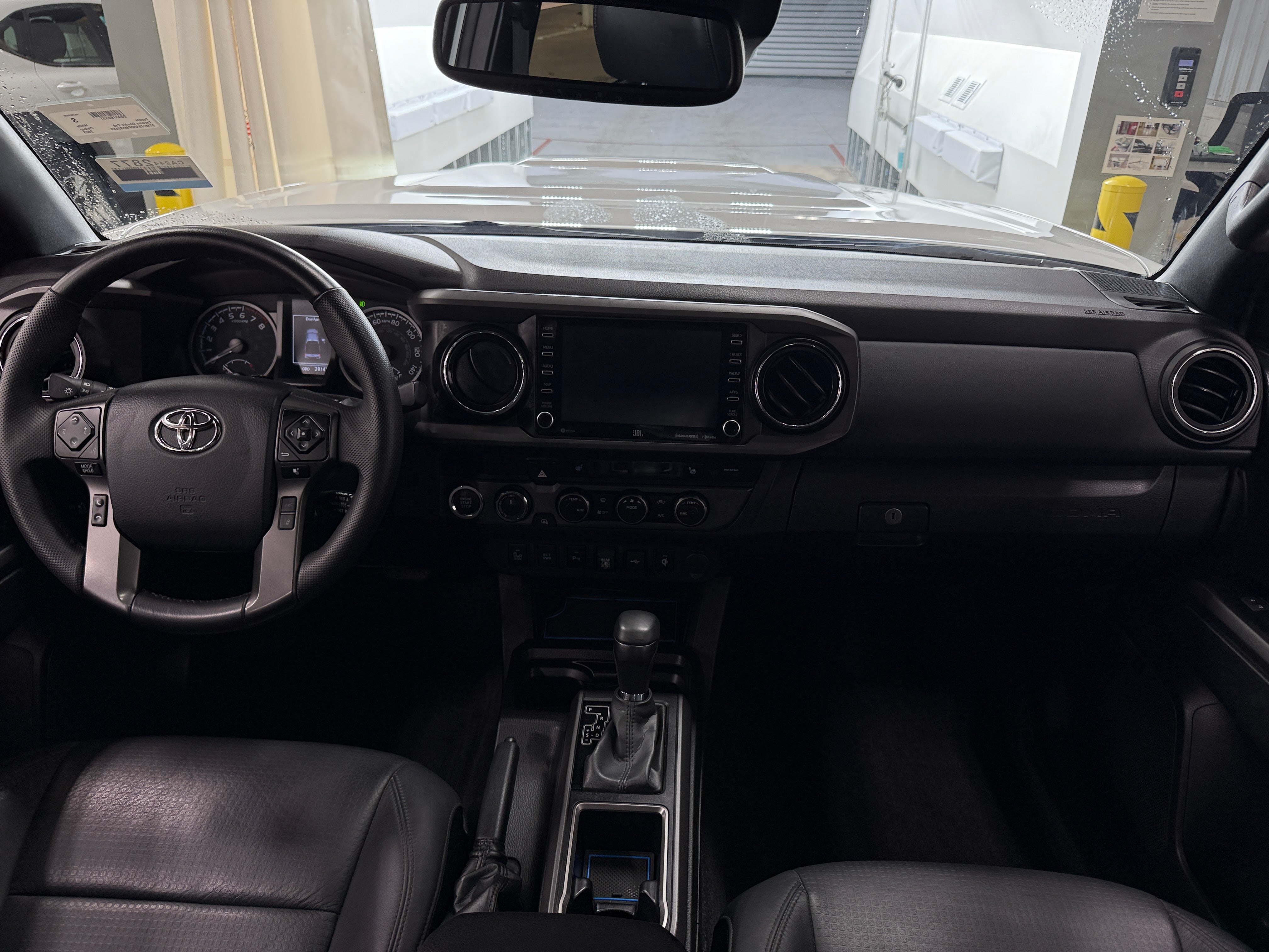 2023 Toyota Tacoma TRD Sport 2