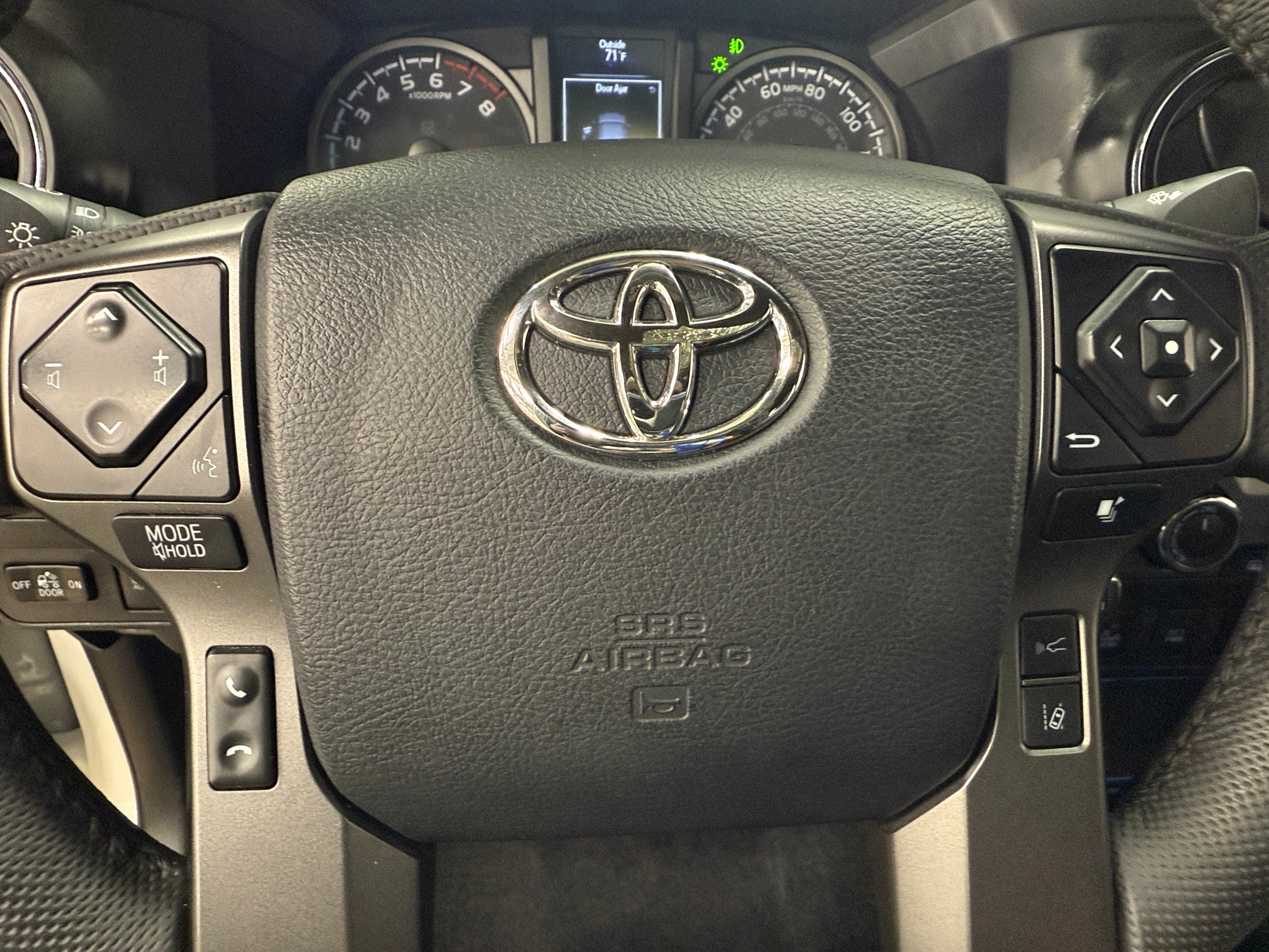2023 Toyota Tacoma TRD Sport 4