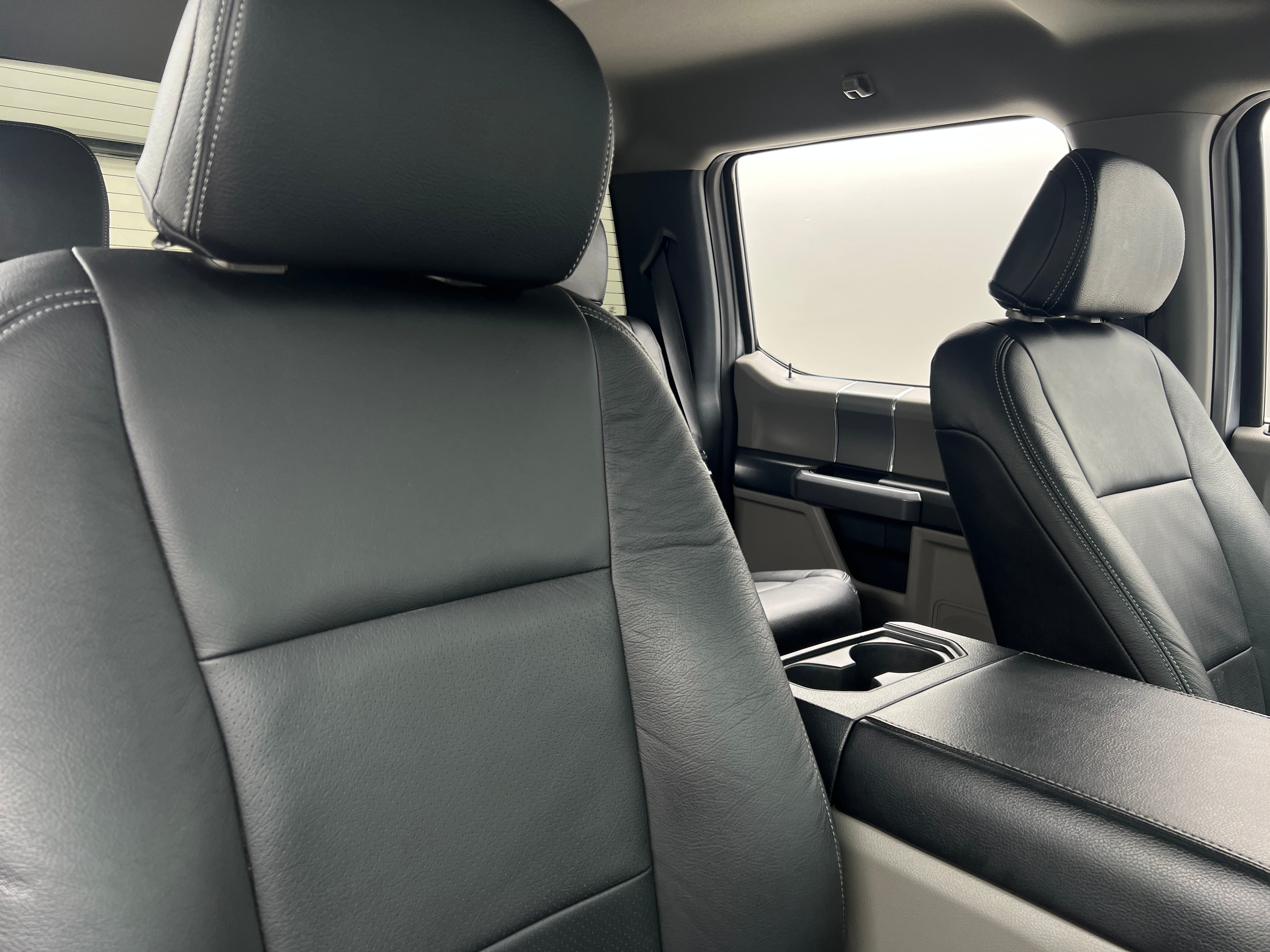 2022 Ford Econoline E-250 2
