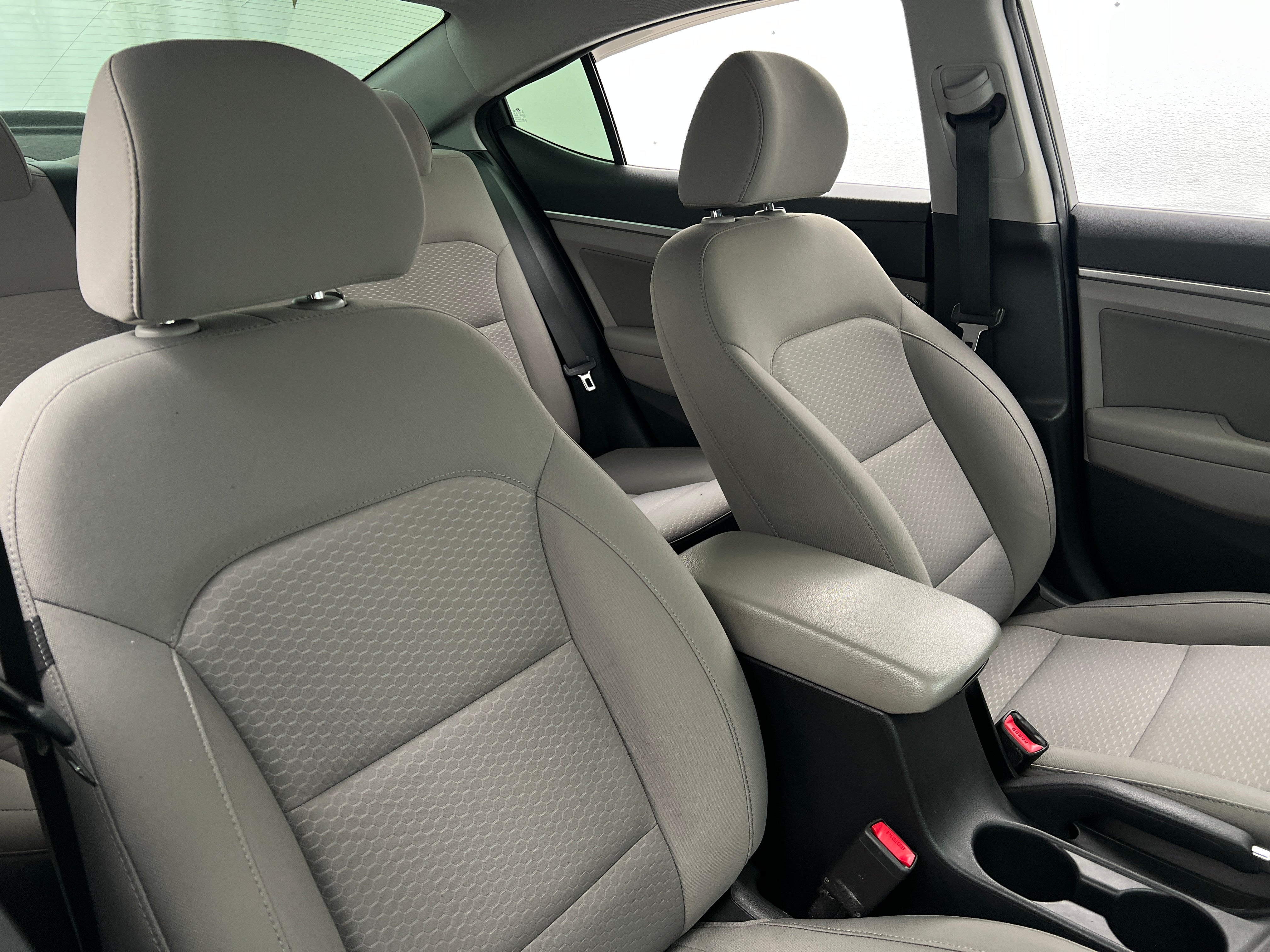 2020 Hyundai Elantra SEL 2