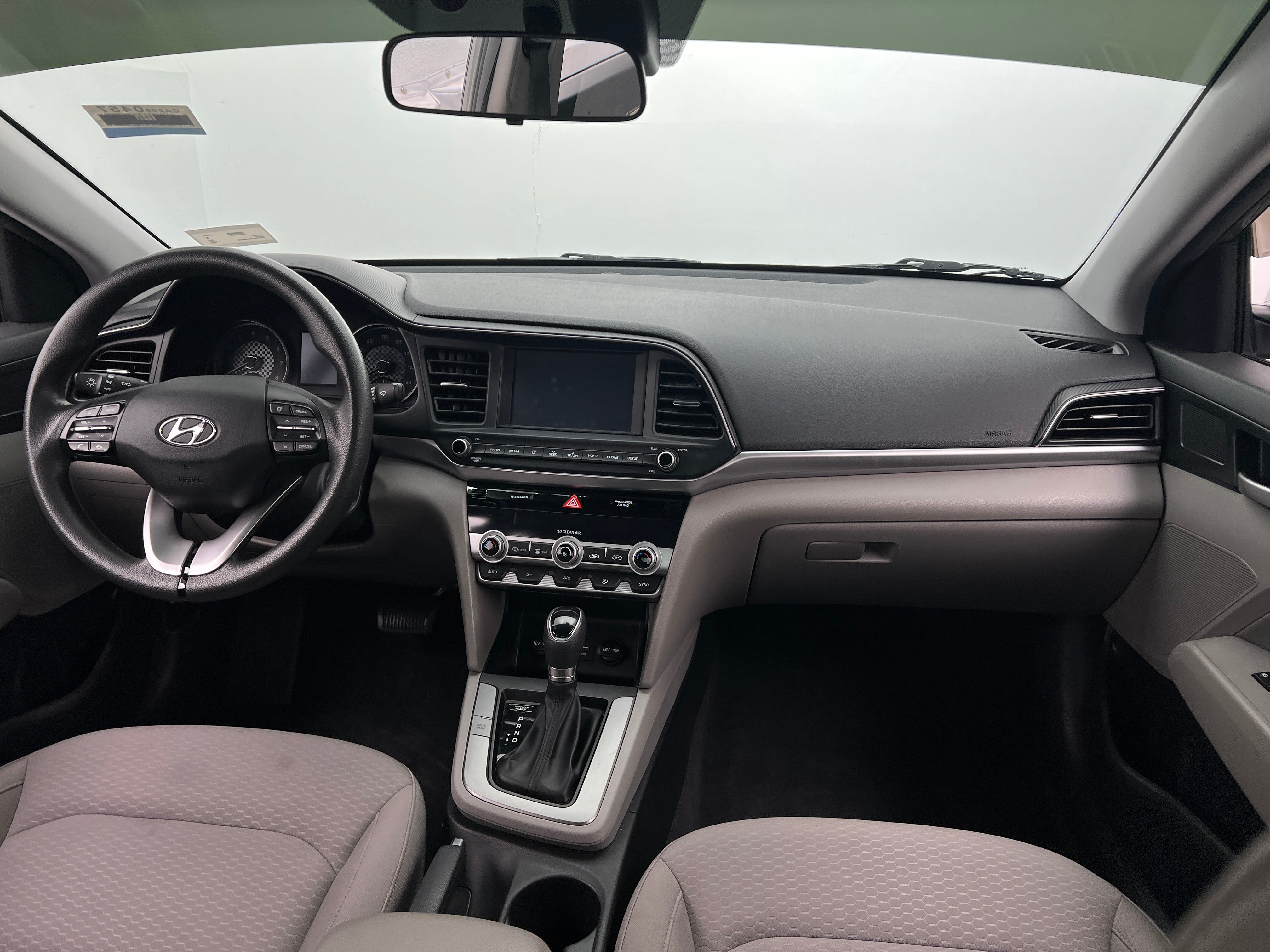 2020 Hyundai Elantra SEL 3