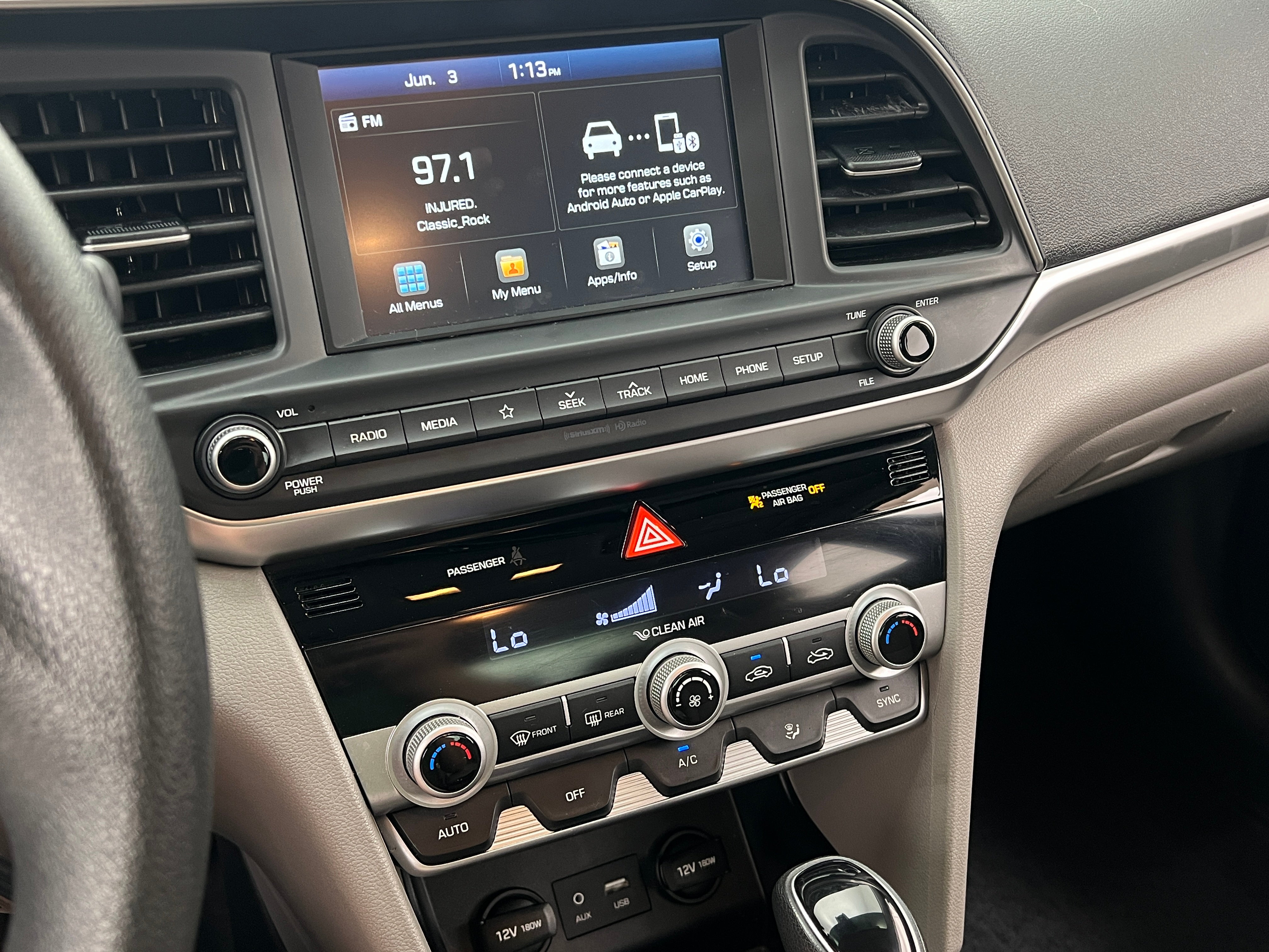 2020 Hyundai Elantra SEL 4