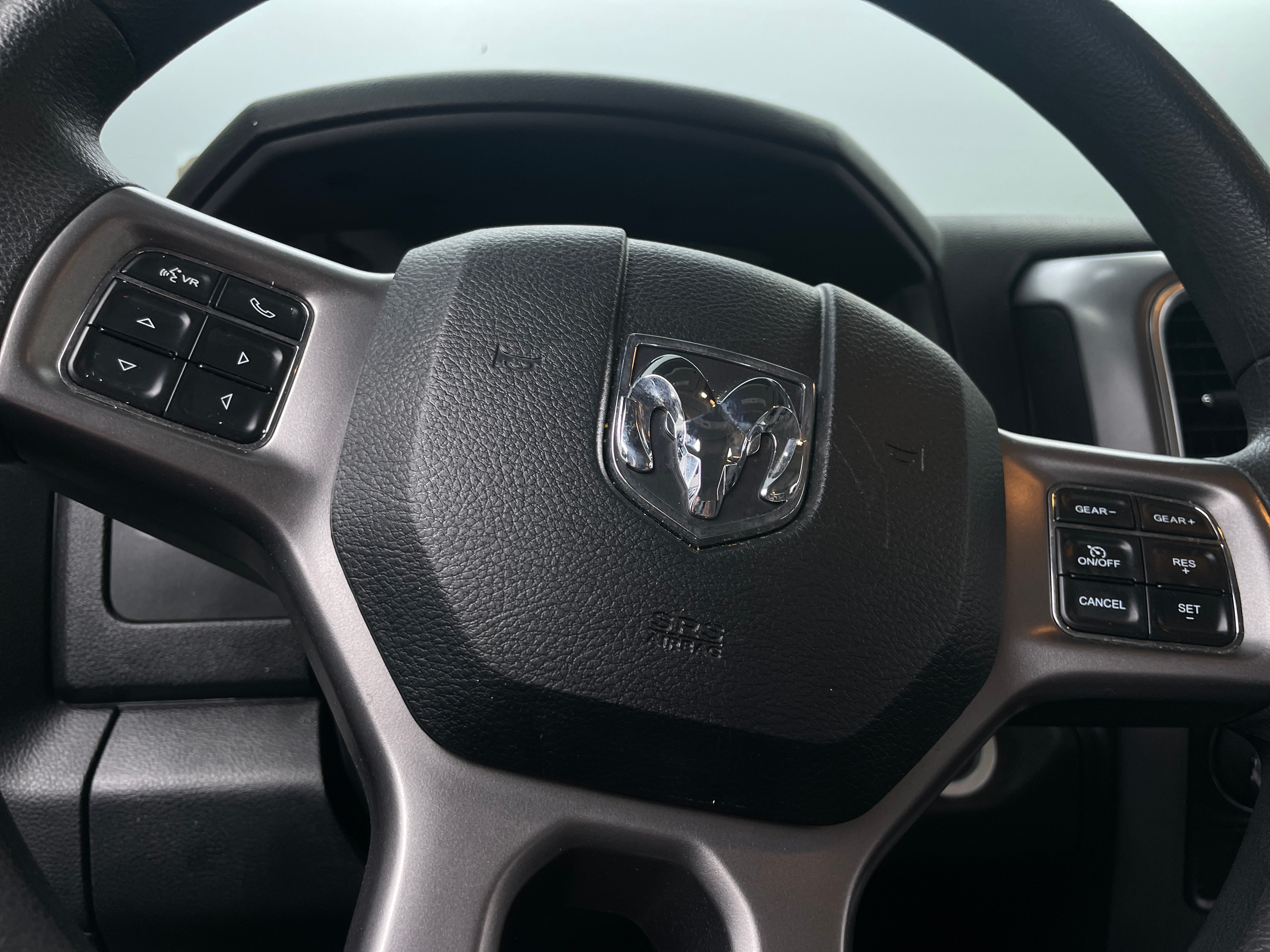 2023 RAM 1500 Classic SLT 5