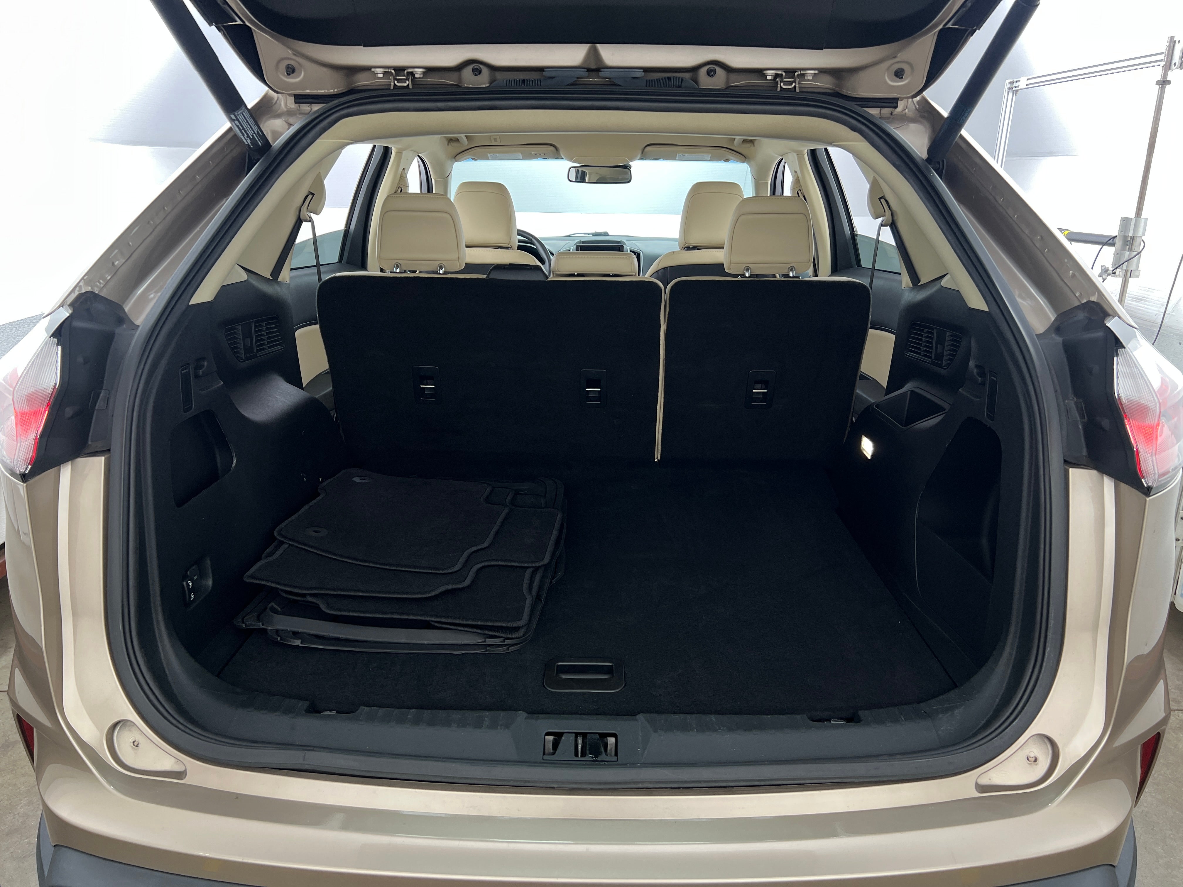 2021 Ford Edge SEL 7
