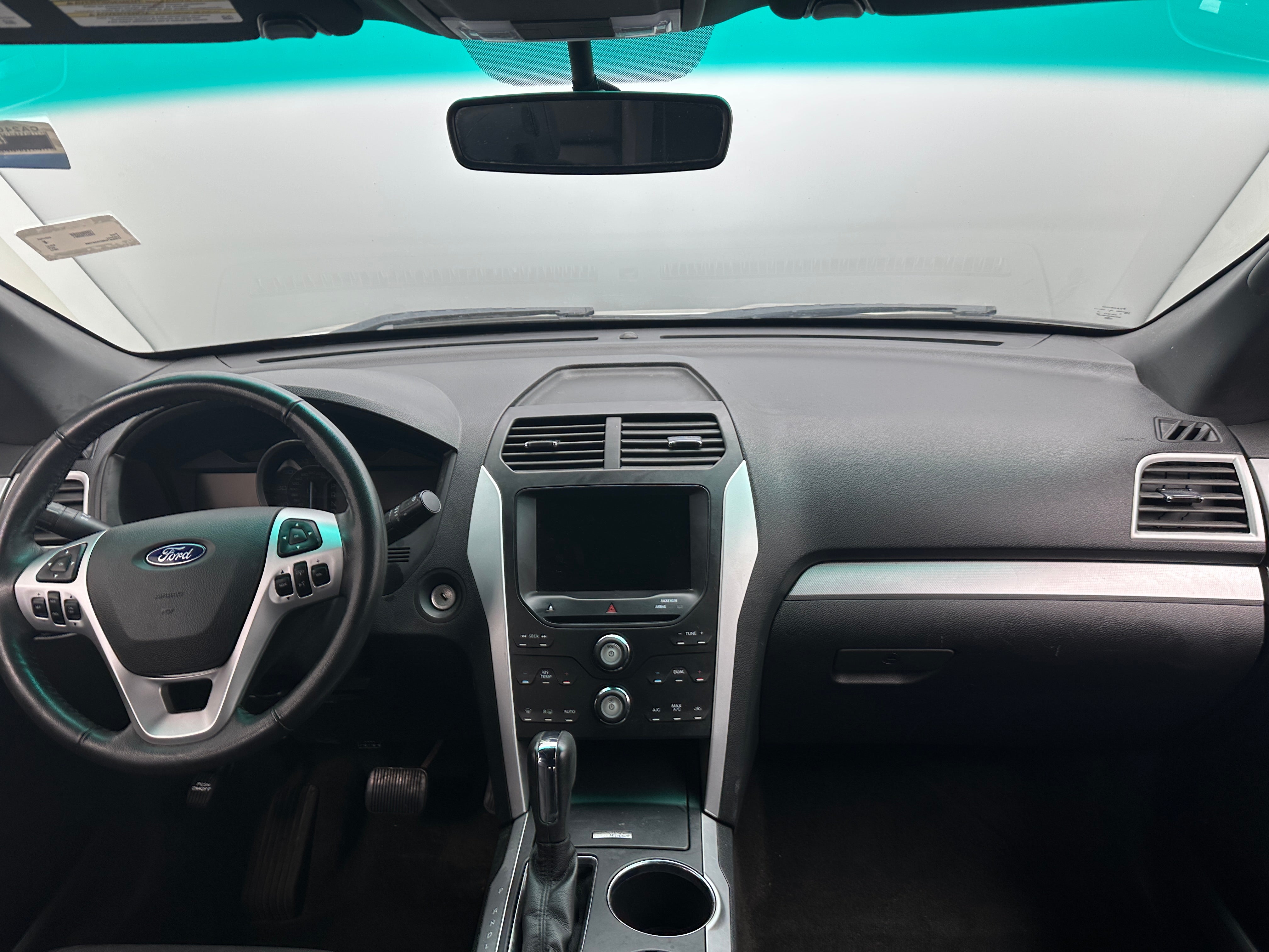 2012 Ford Explorer XLT 2