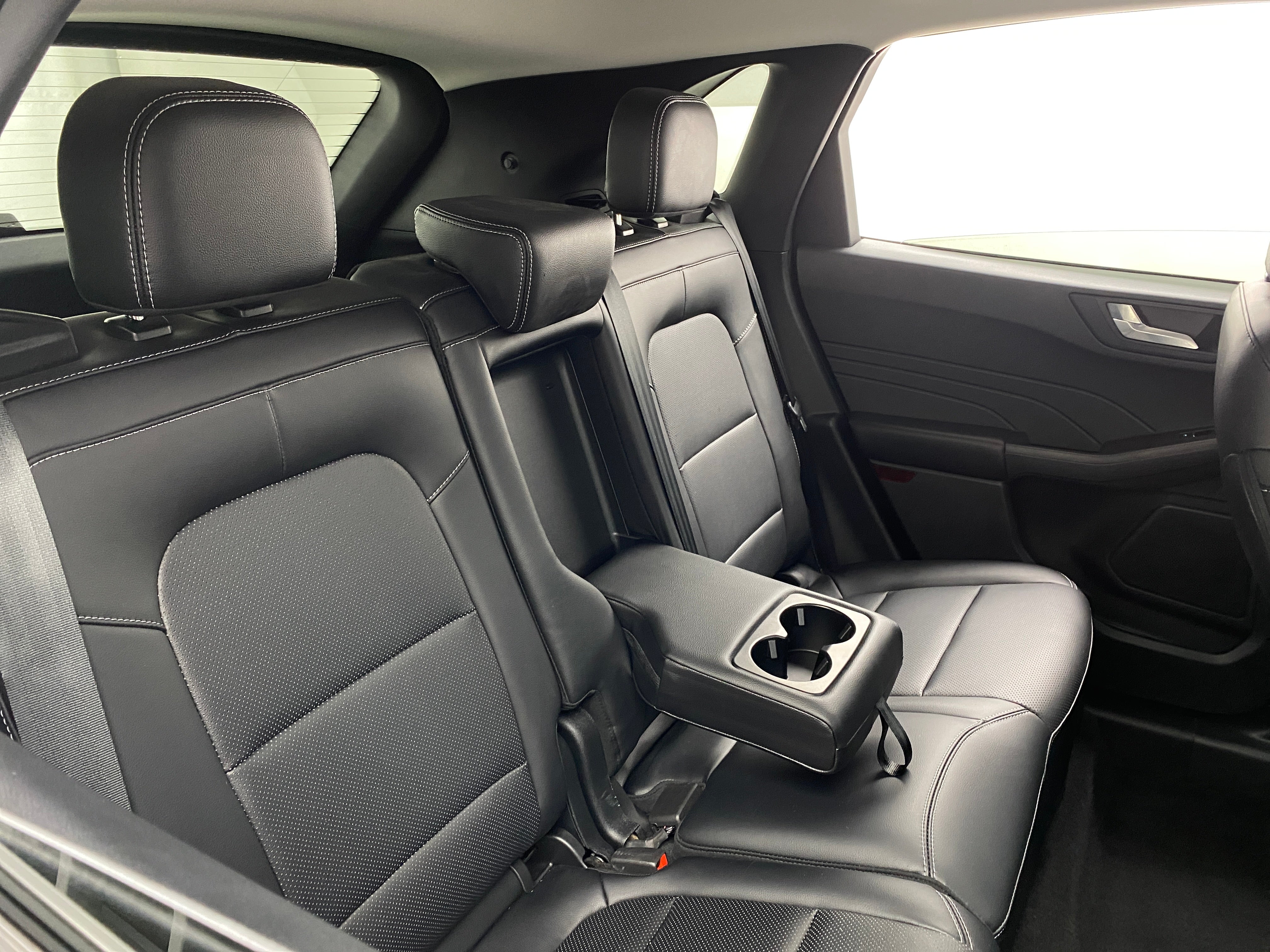 2021 Ford Escape Titanium Hybrid 5