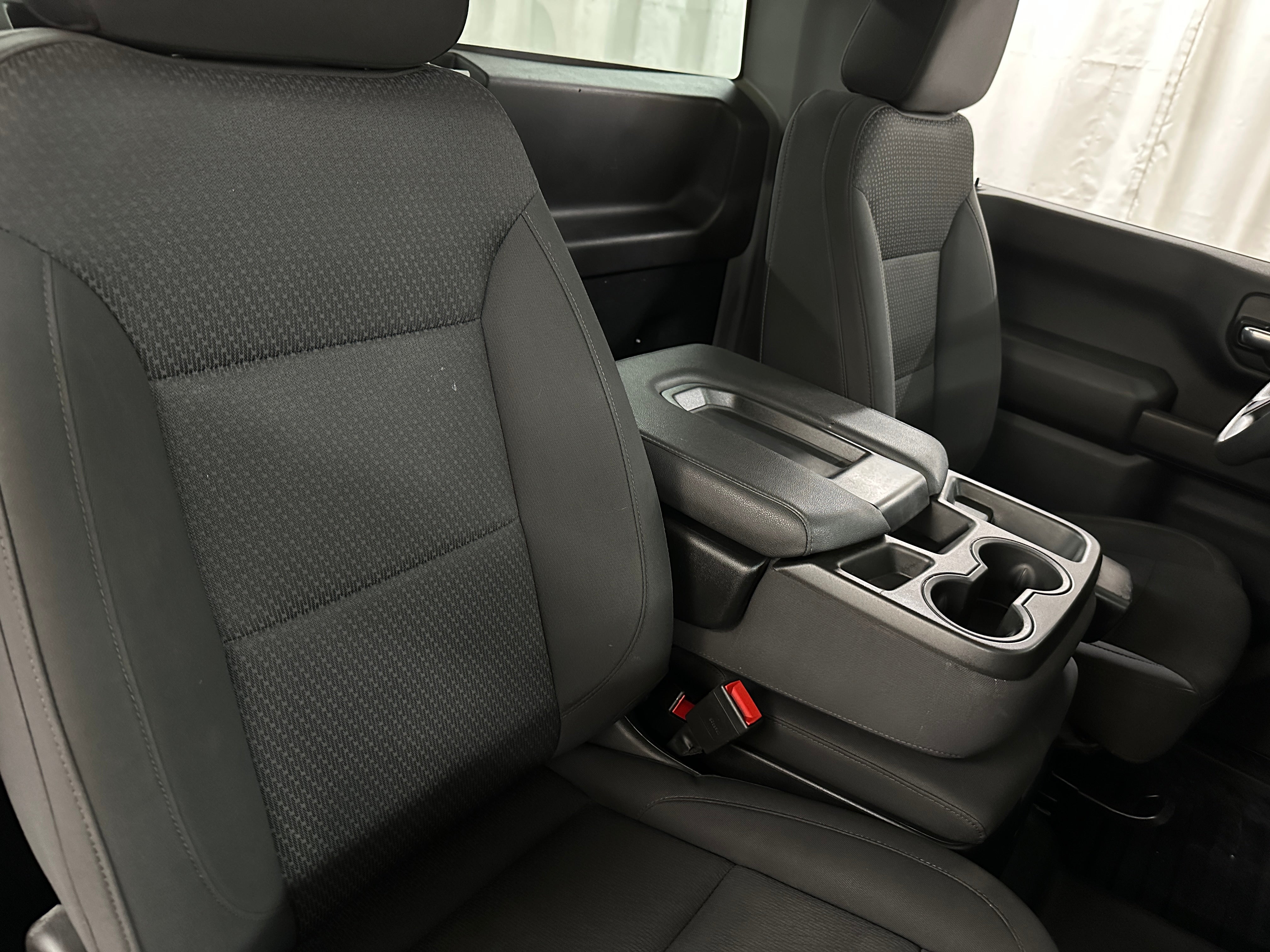 2022 Chevrolet Silverado 1500 Work Truck 2