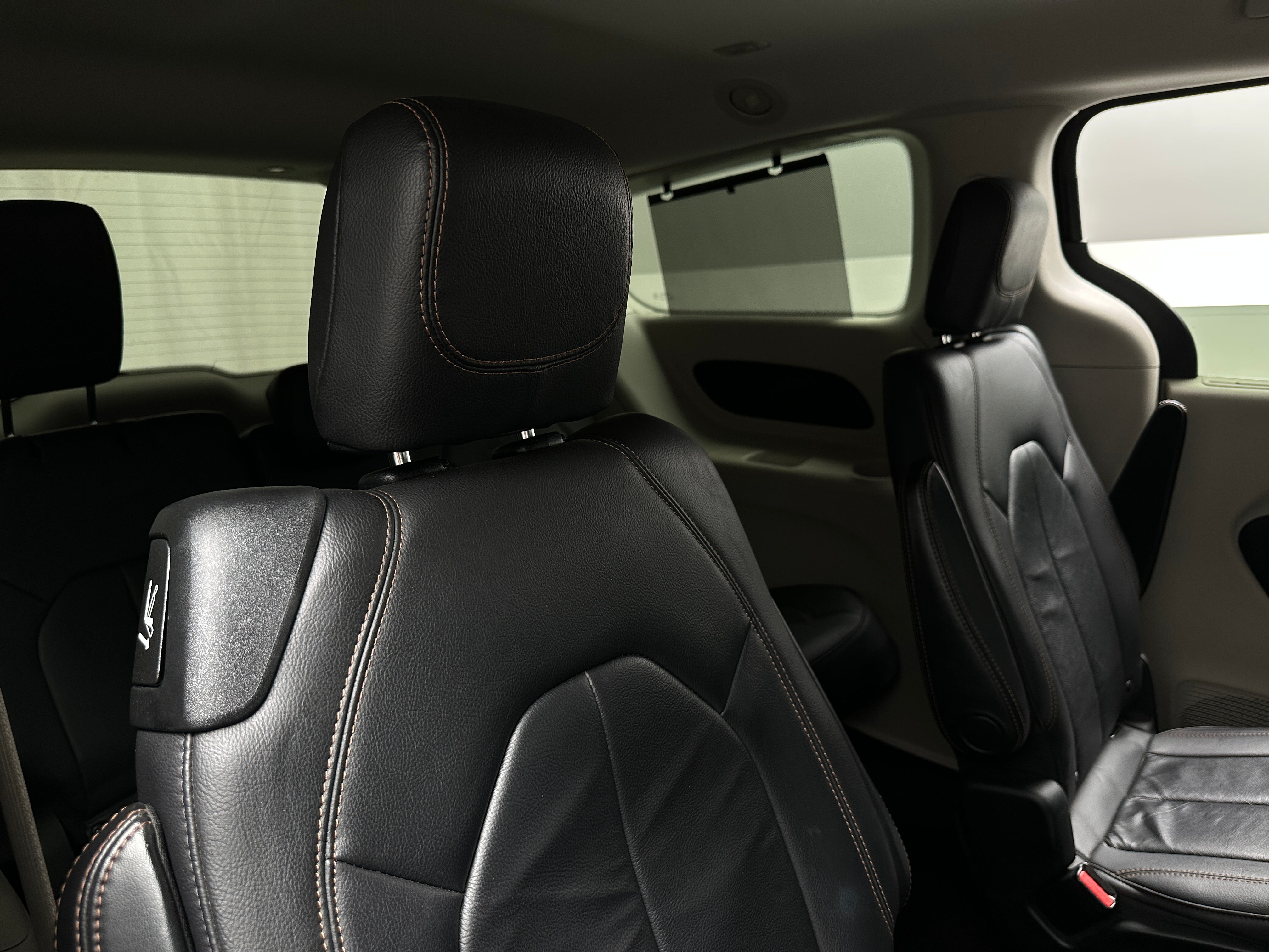 2017 Chrysler Pacifica Touring L 5