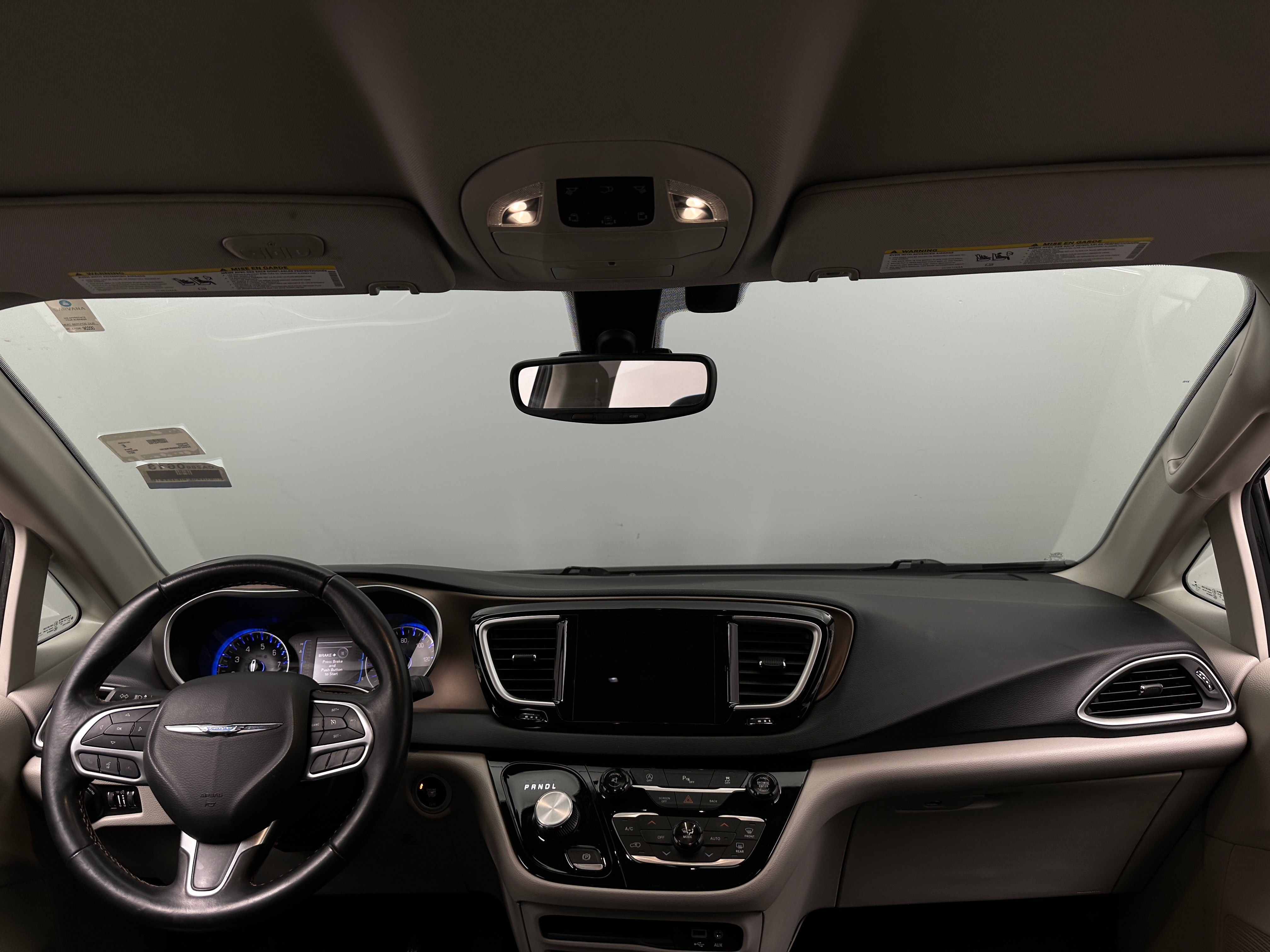 2017 Chrysler Pacifica Touring L 2