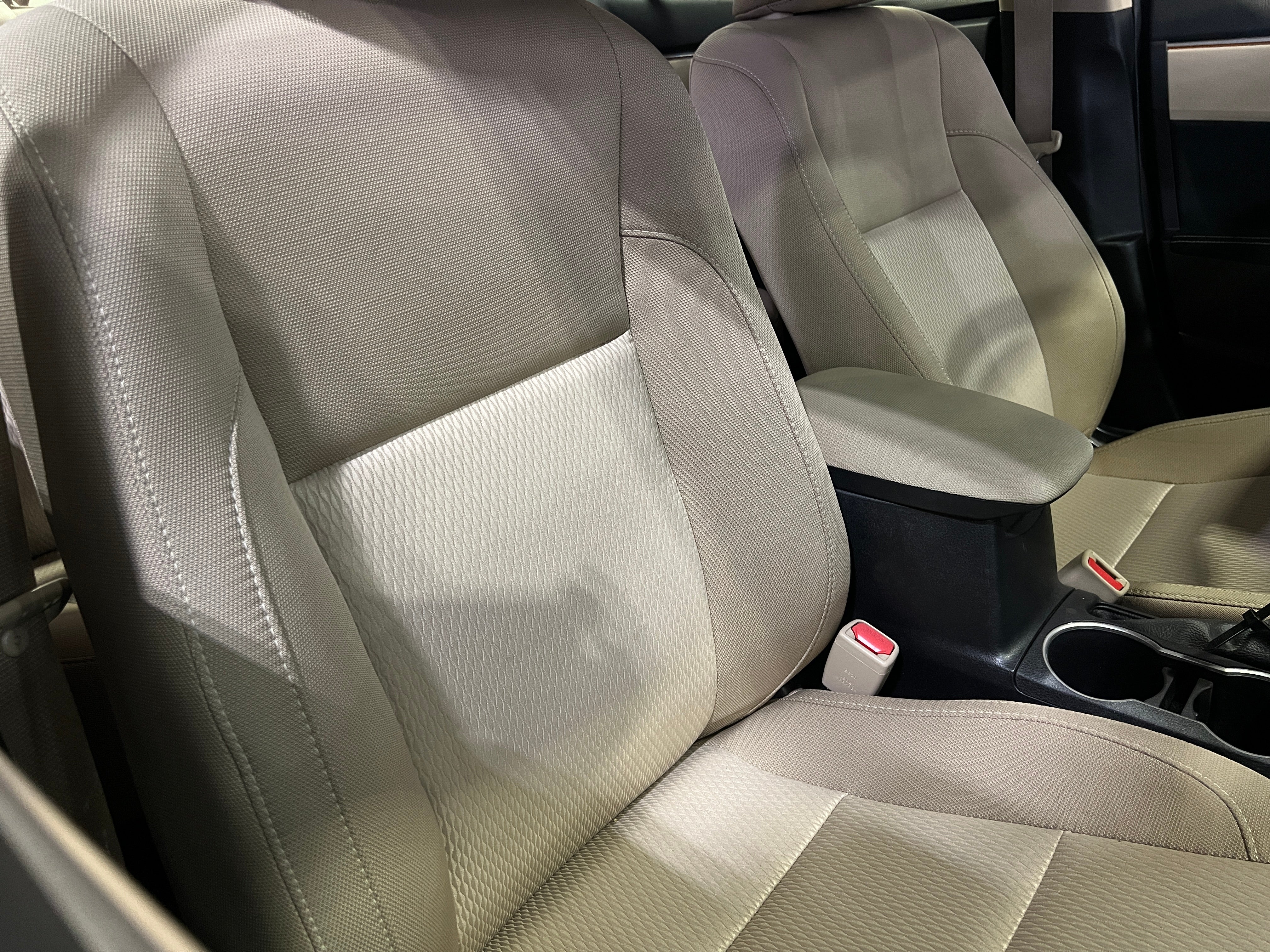 2016 Toyota Corolla LE 2