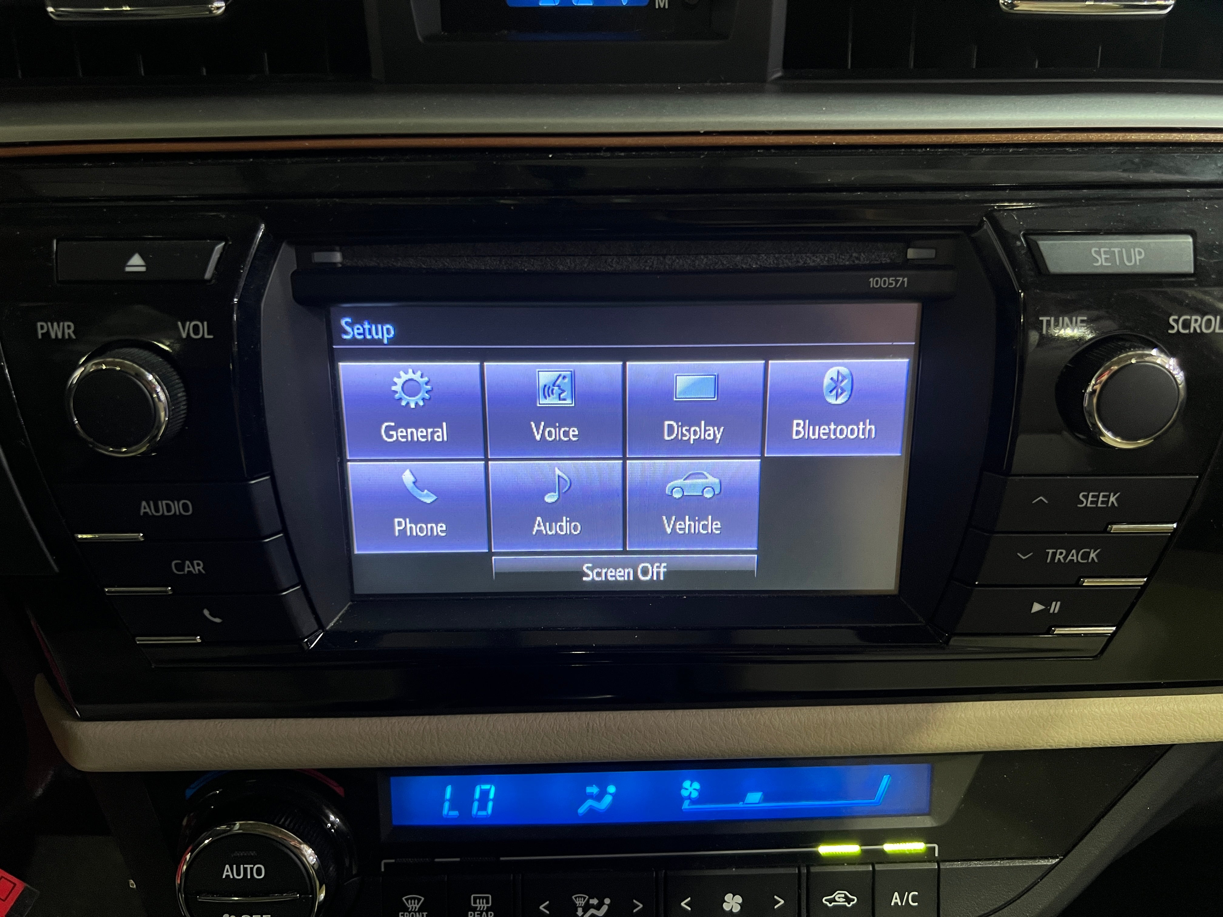 2016 Toyota Corolla LE 4