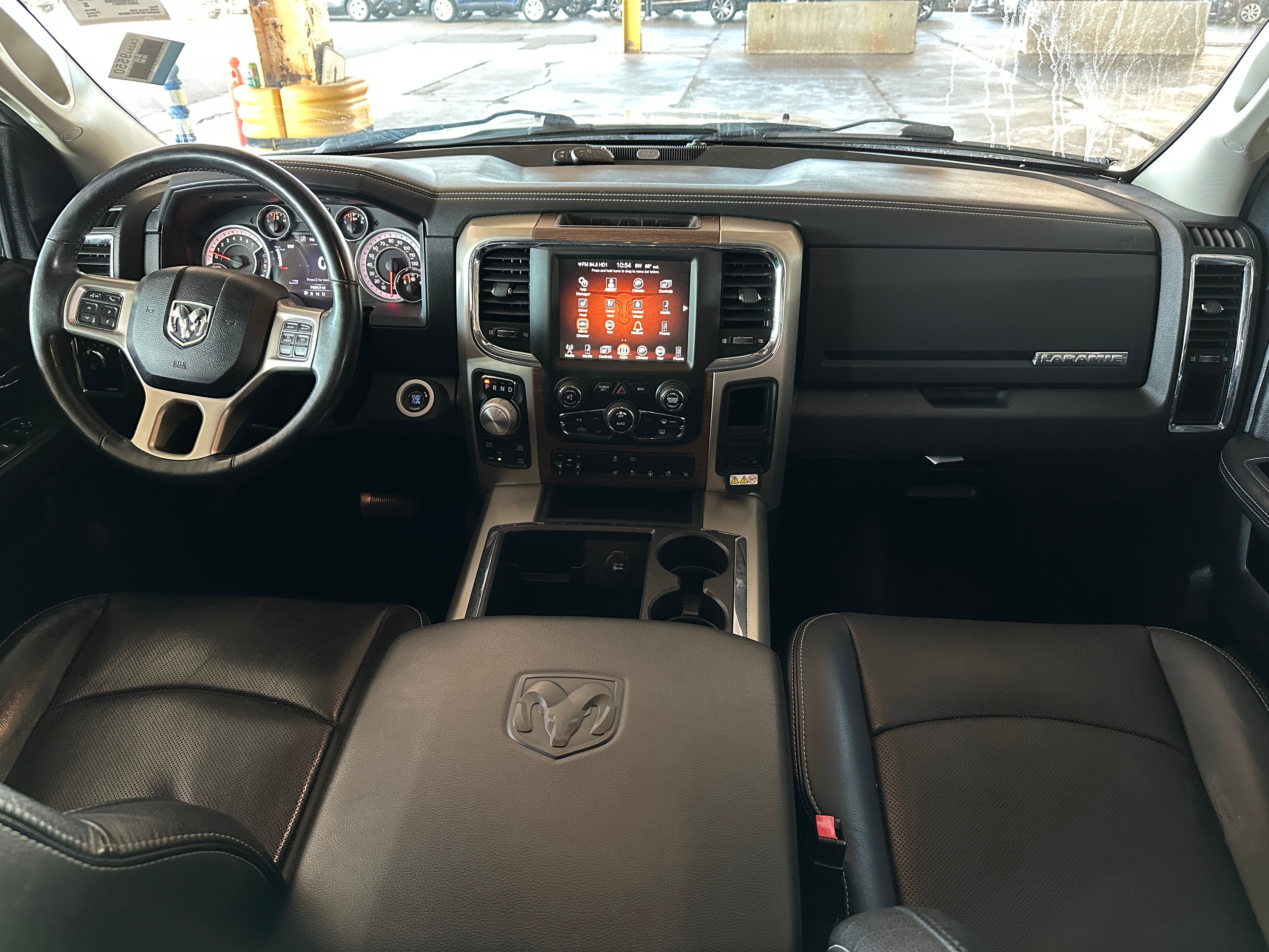 2015 RAM 1500 Laramie 2