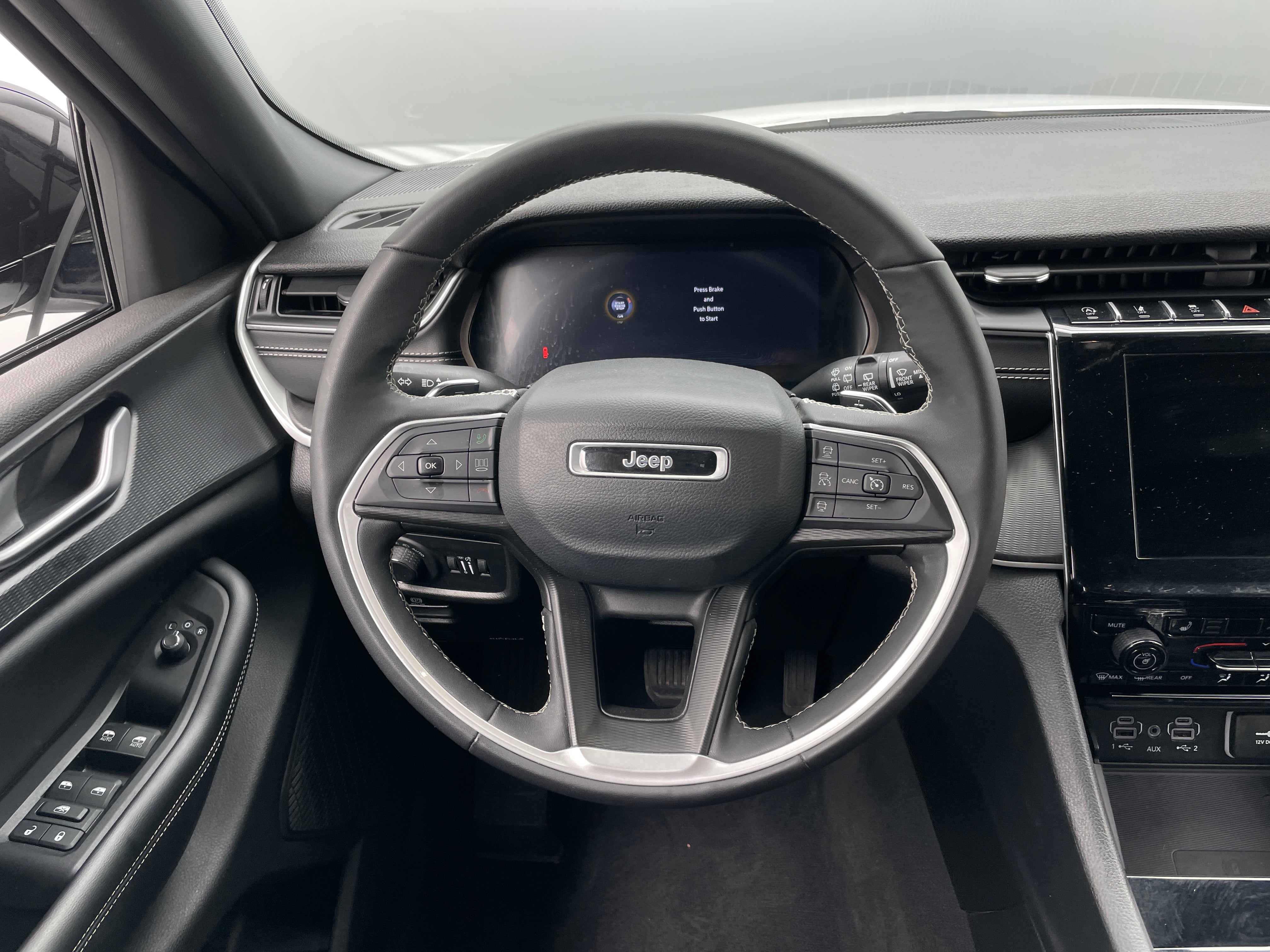 2024 Jeep Grand Cherokee L Altitude 5