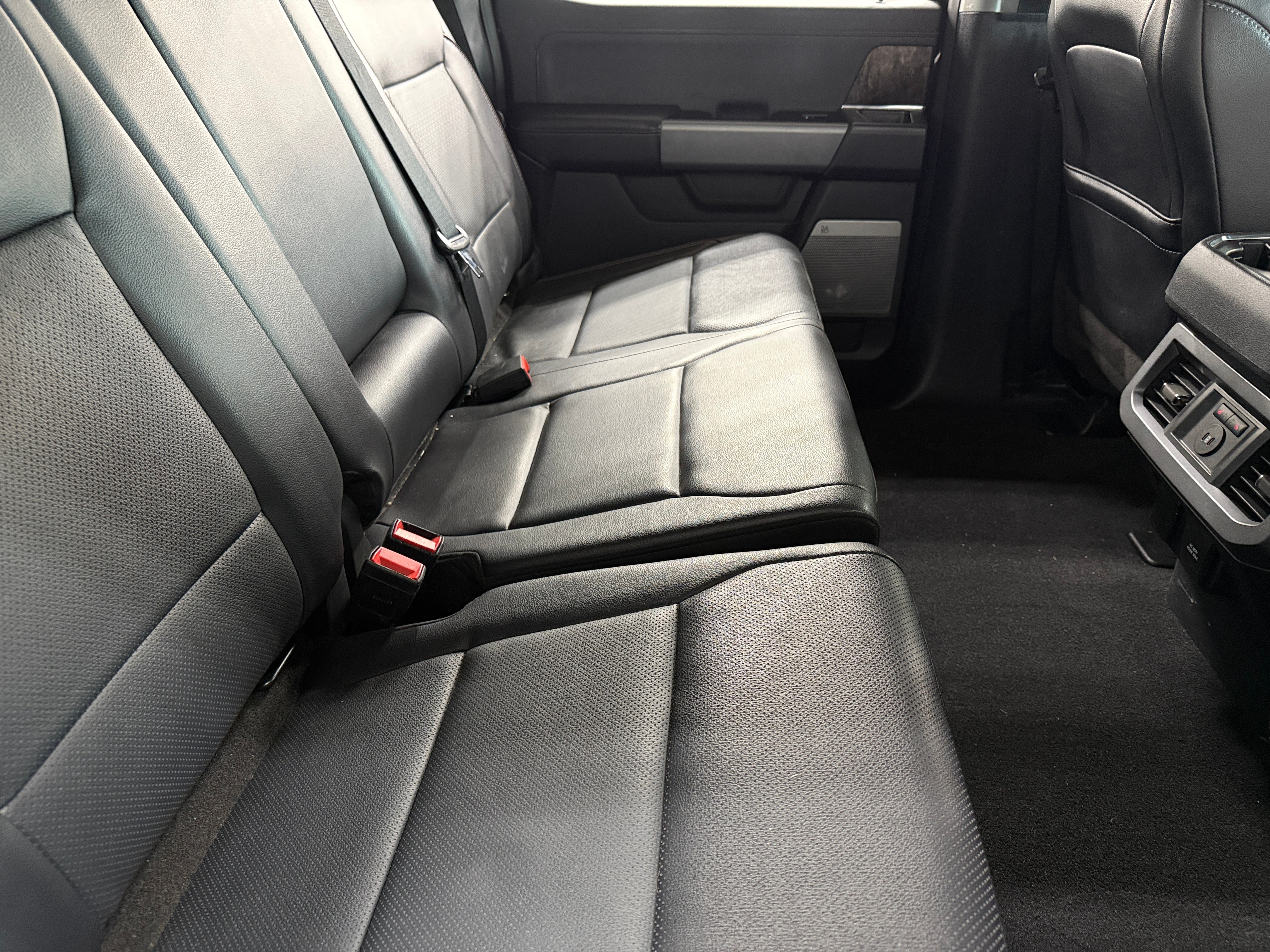 2023 Ford Econoline E-250 5
