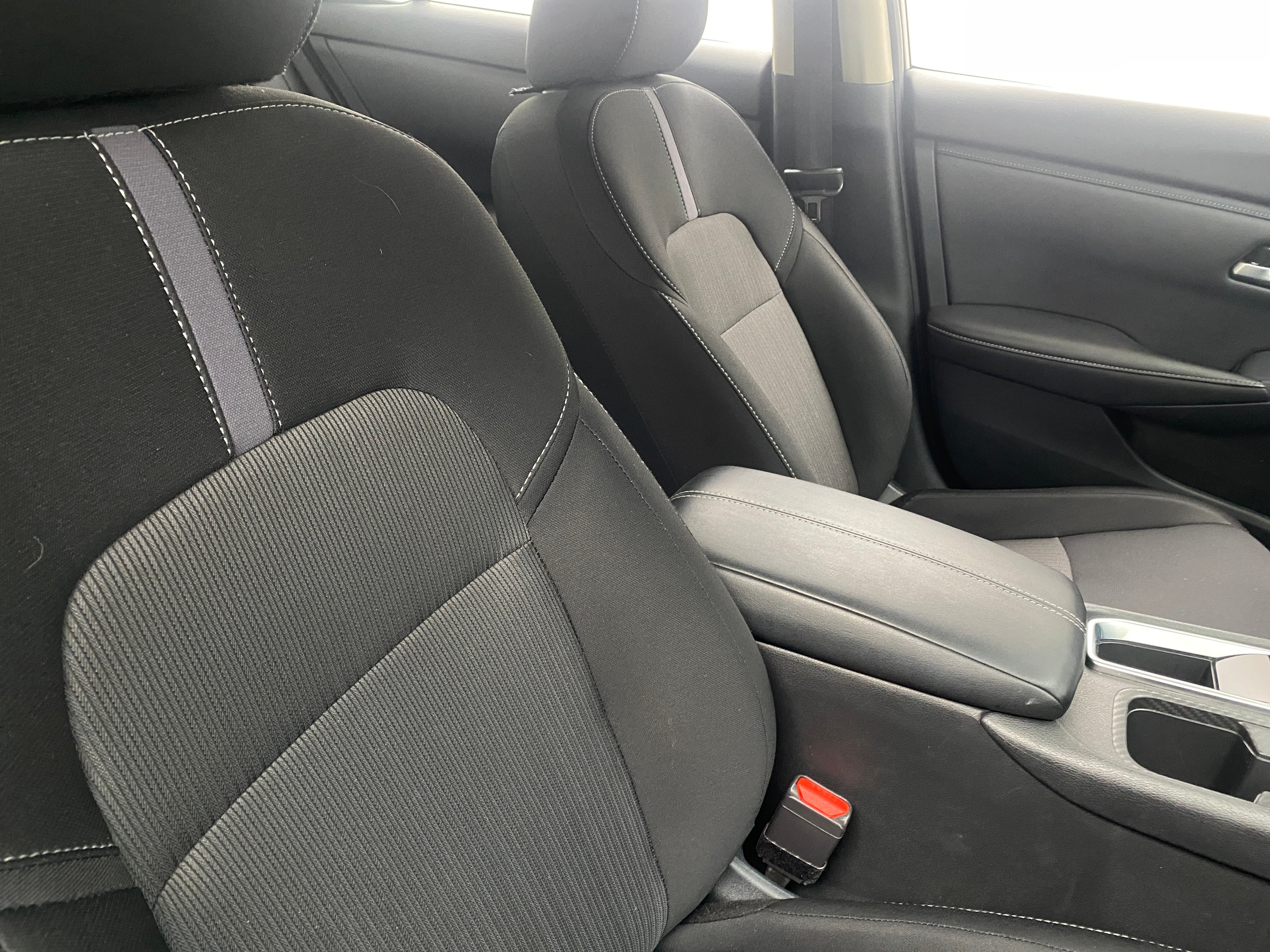2024 Nissan Sentra SV 2