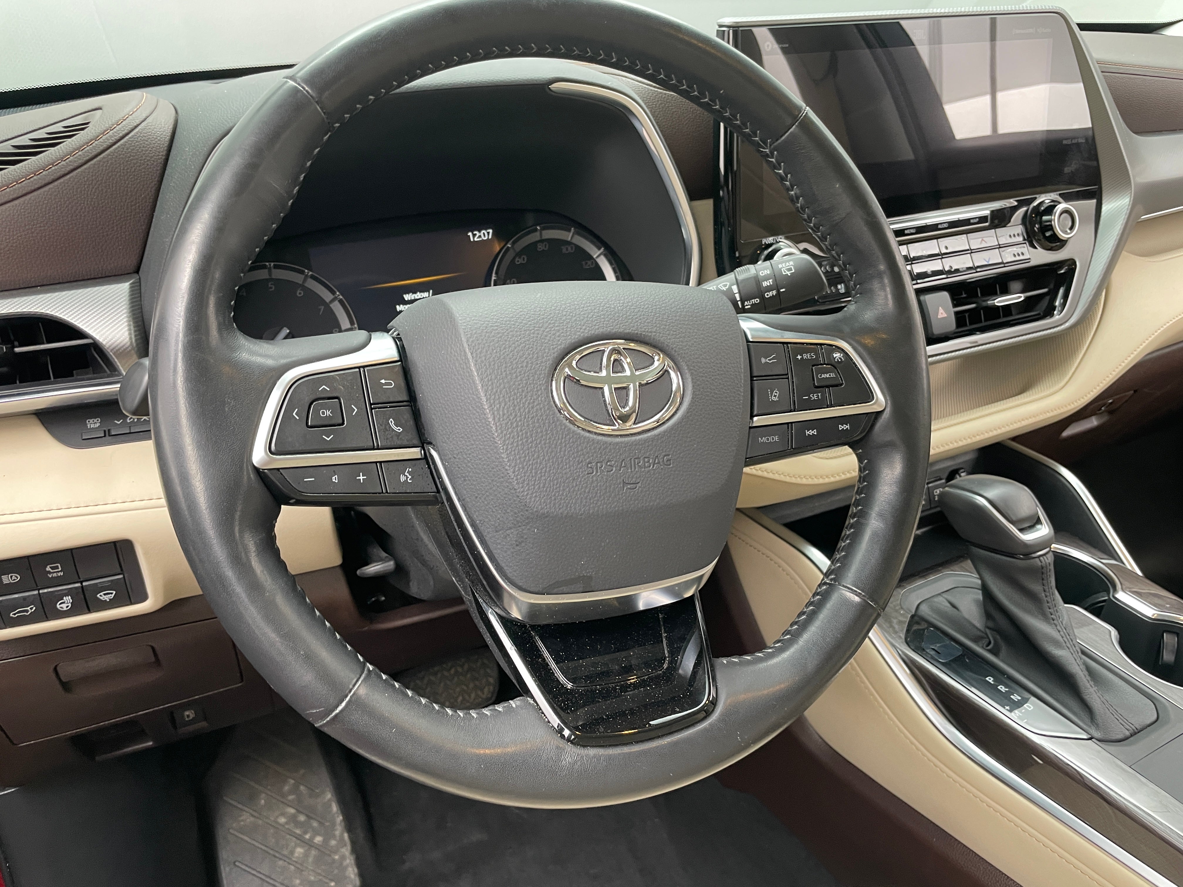 2021 Toyota Highlander Platinum 4