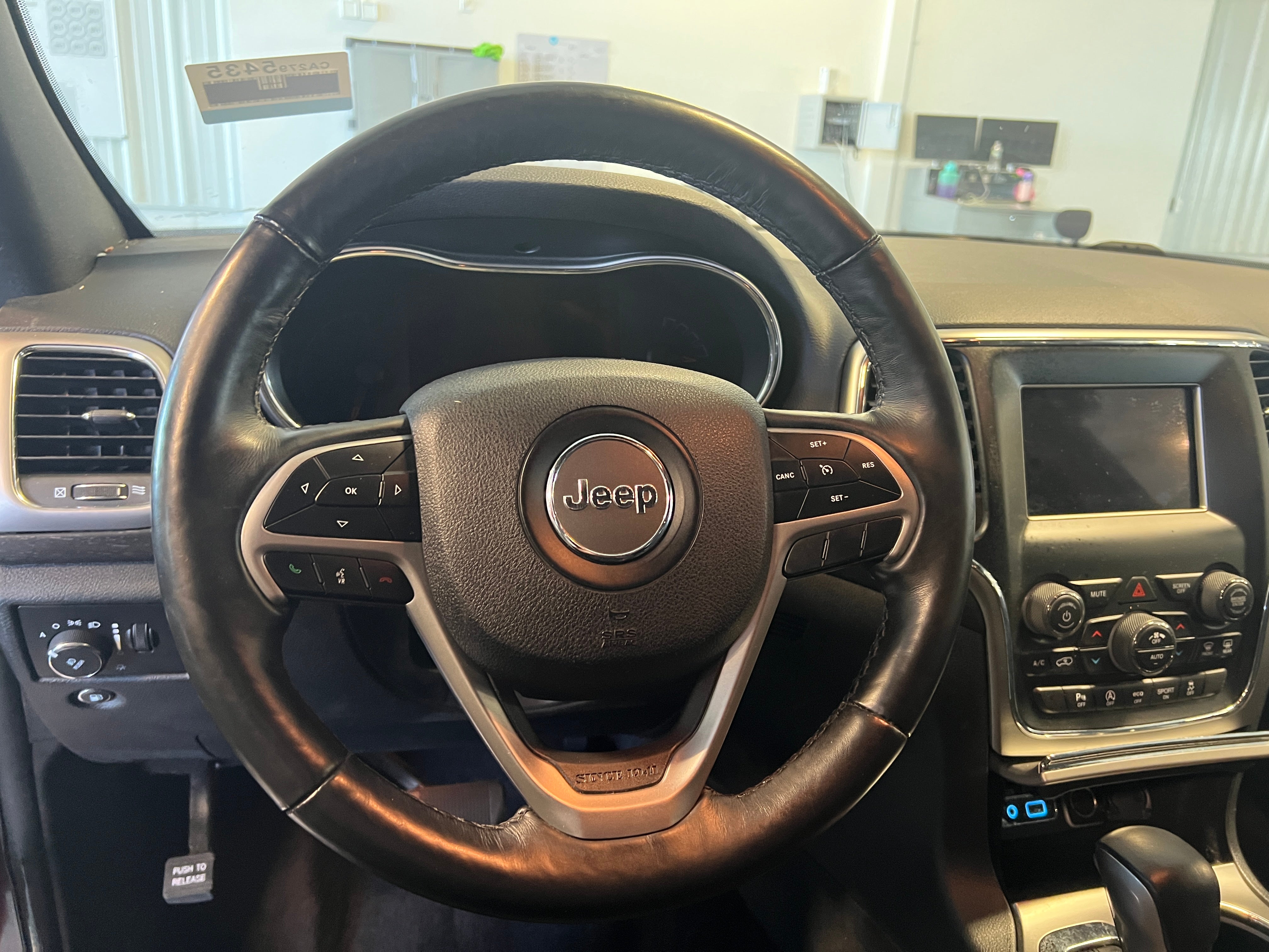 2018 Jeep Grand Cherokee Laredo 5
