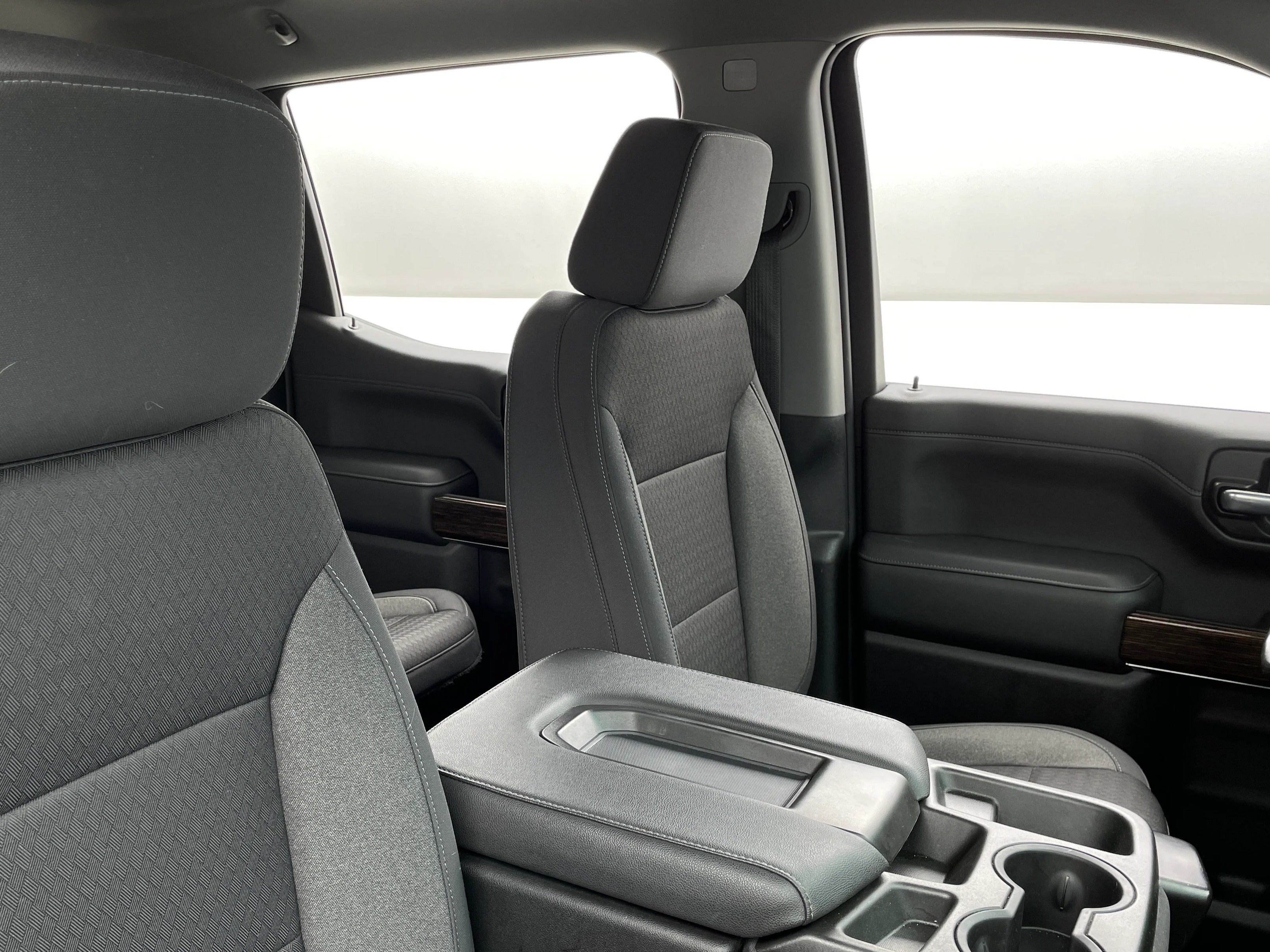 2022 GMC Sierra 1500 Elevation 2