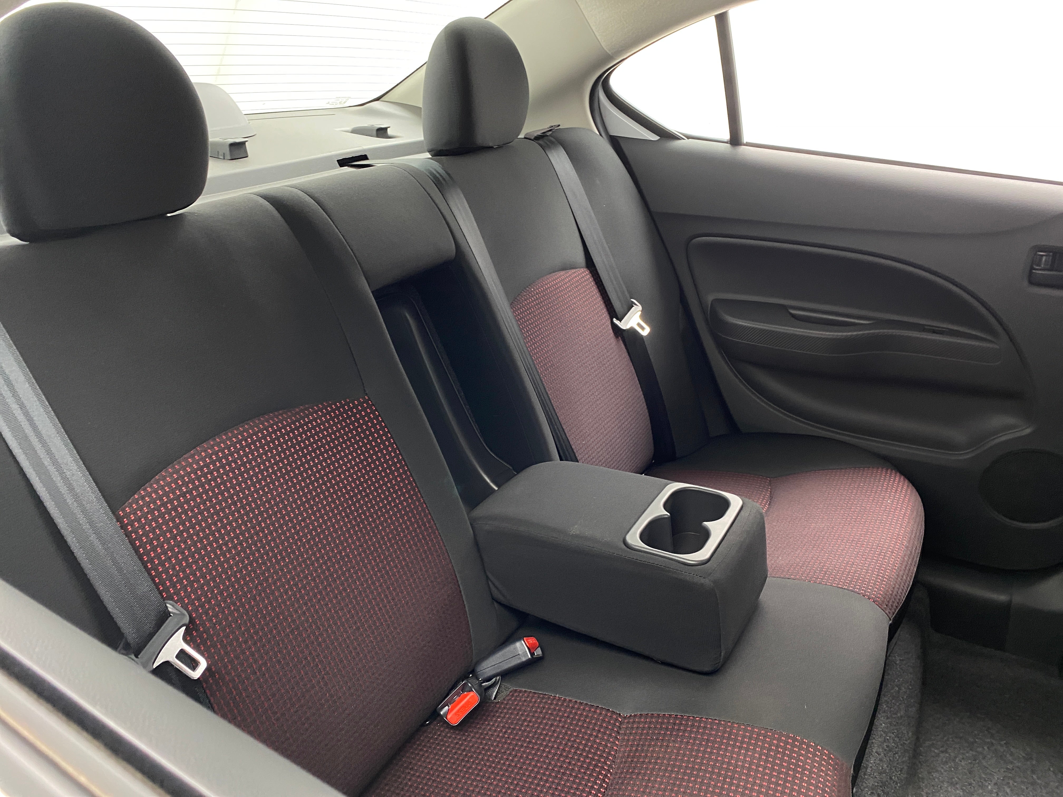 2024 Mitsubishi Mirage G4 Black Edition 6