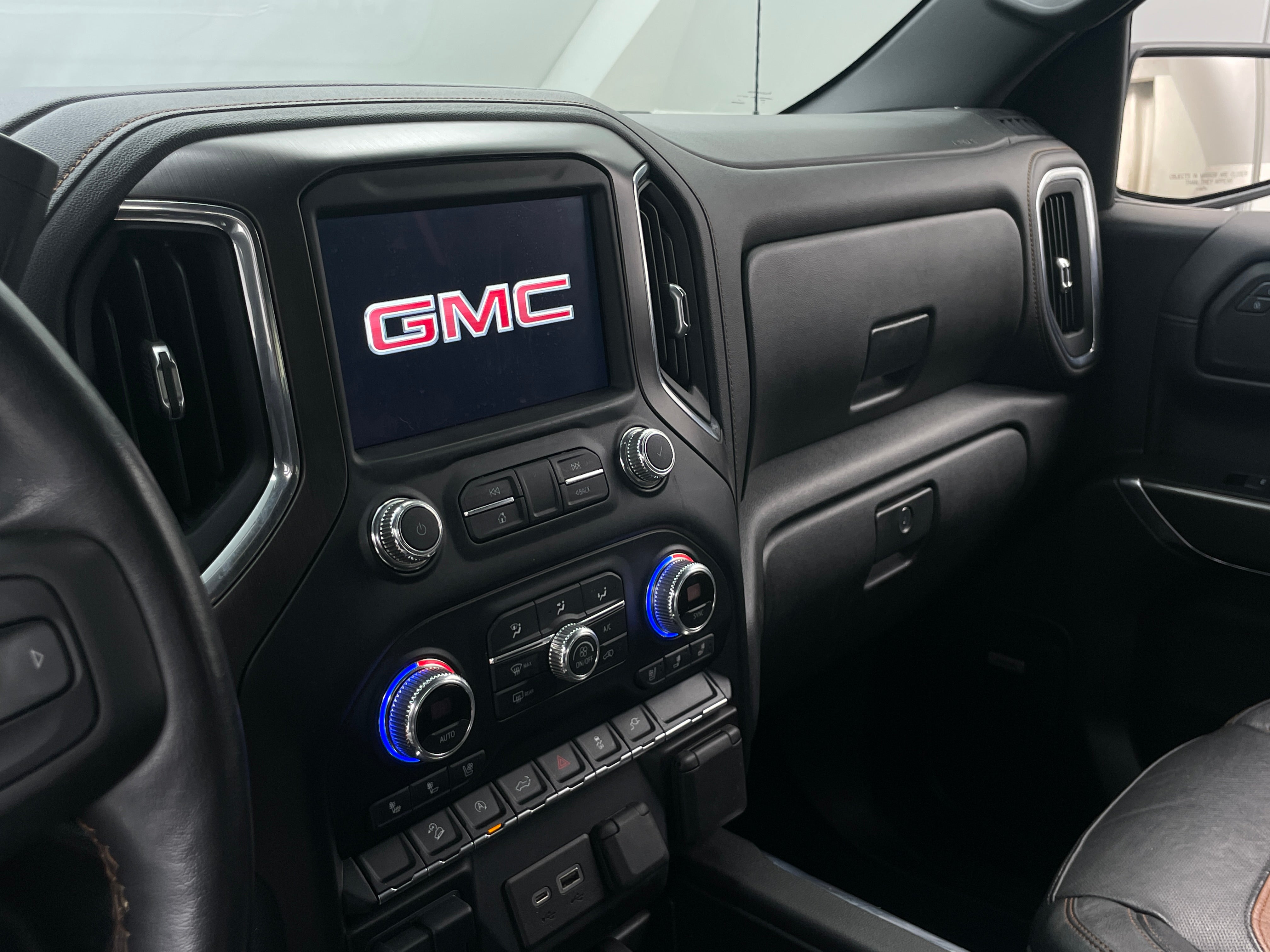 2021 GMC Sierra 1500 AT4 3