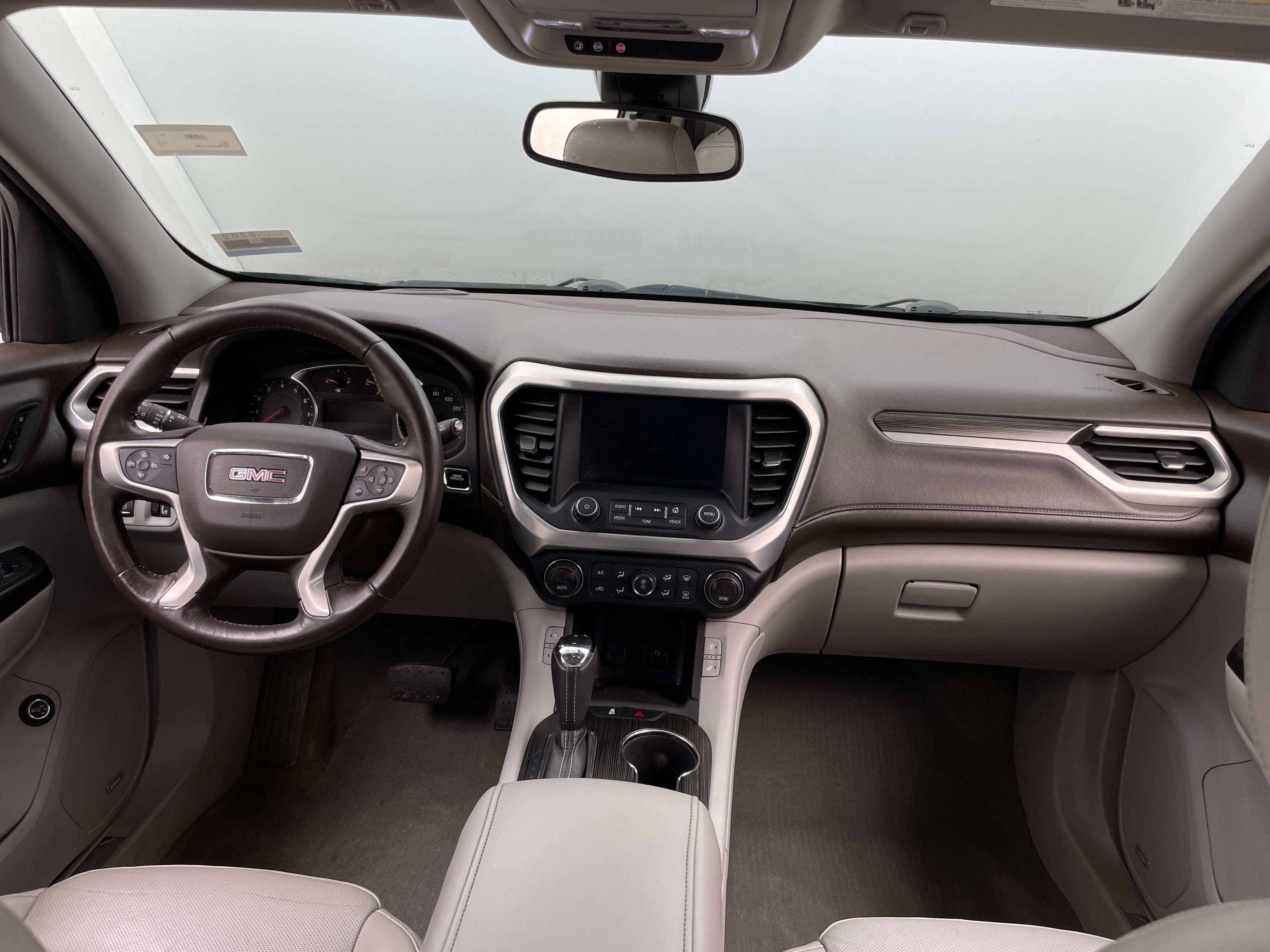 2017 GMC Acadia SLT 2