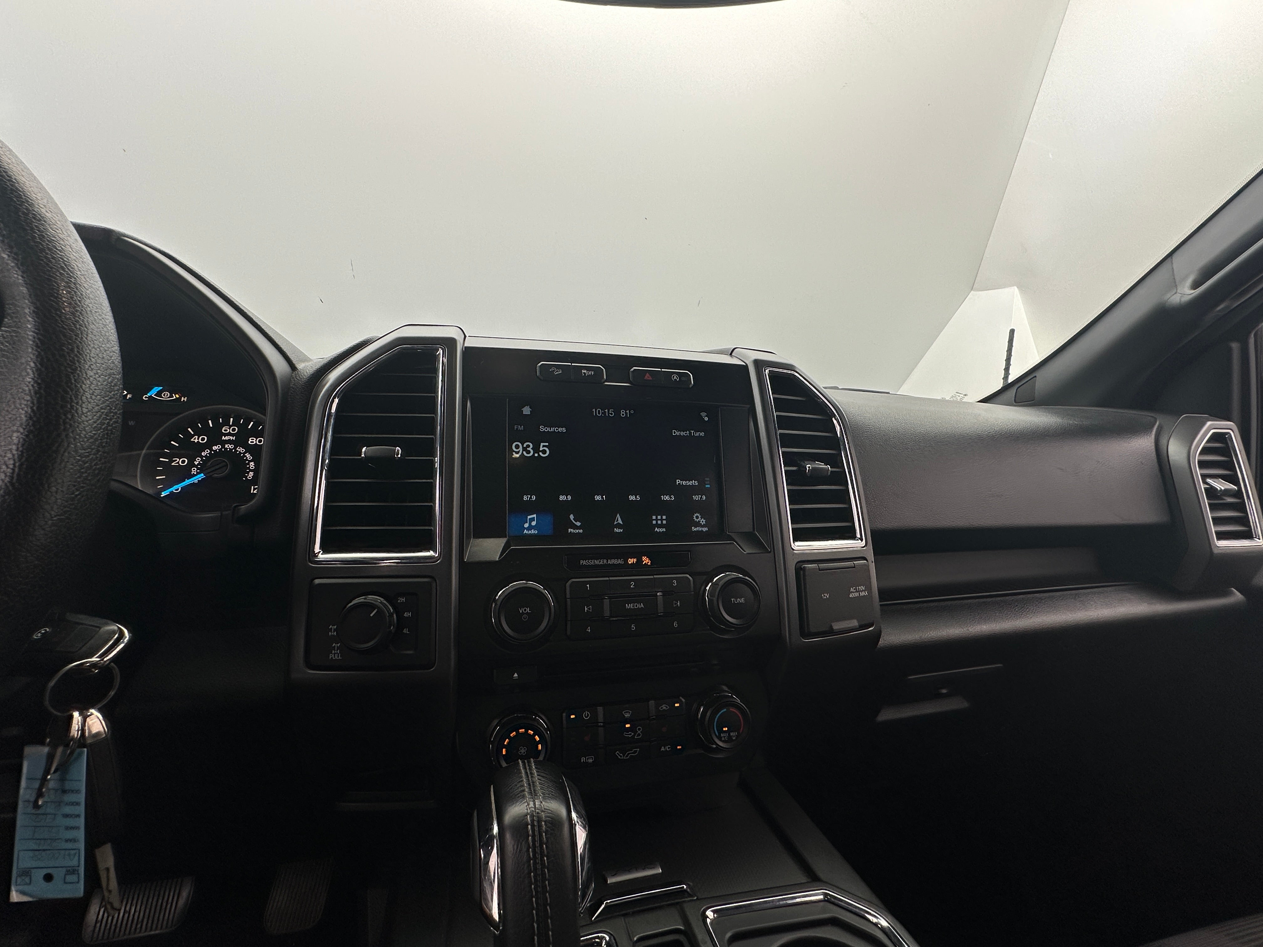 2016 Ford Econoline E-150 4