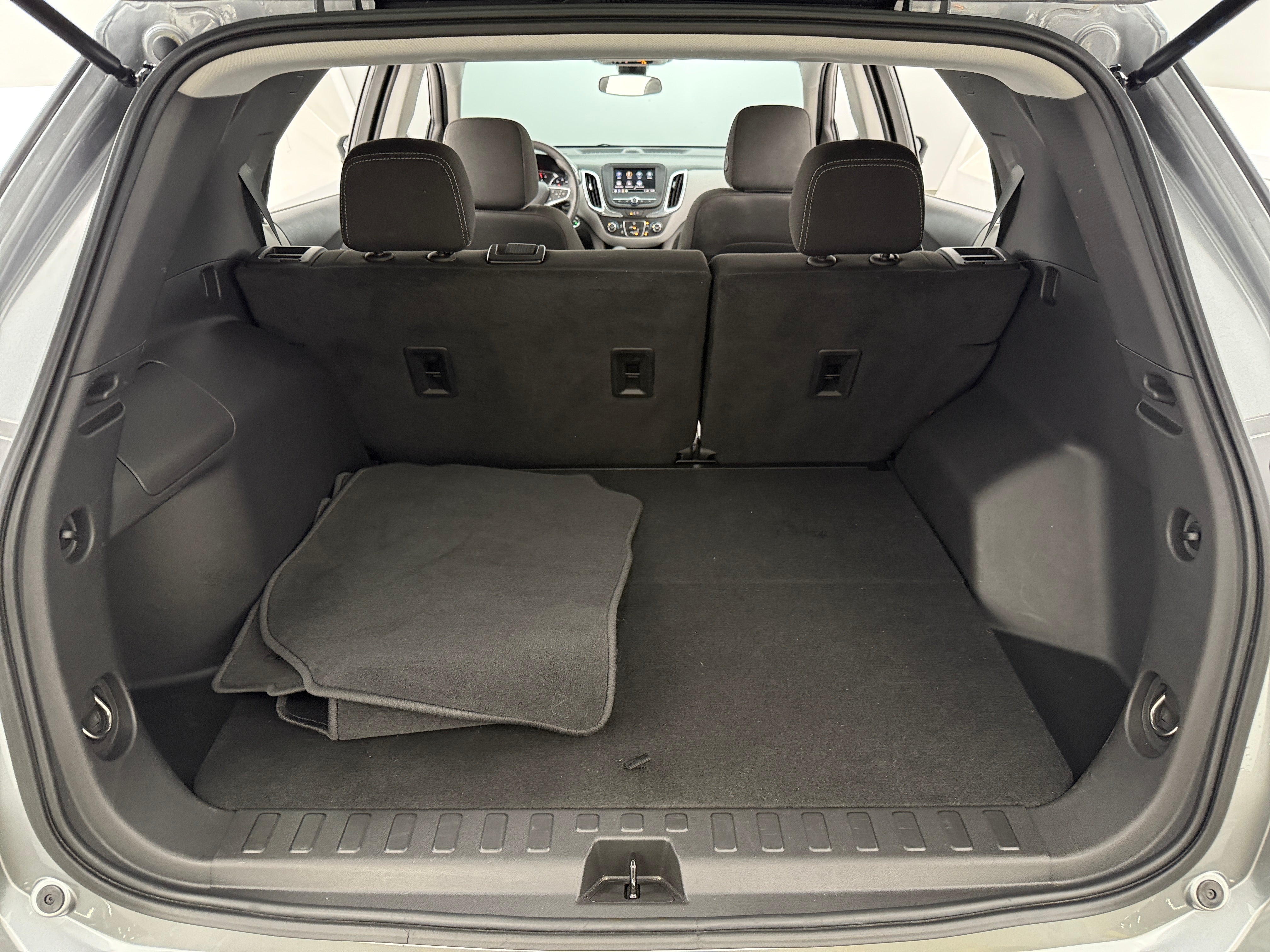 2023 Chevrolet Equinox LS 7