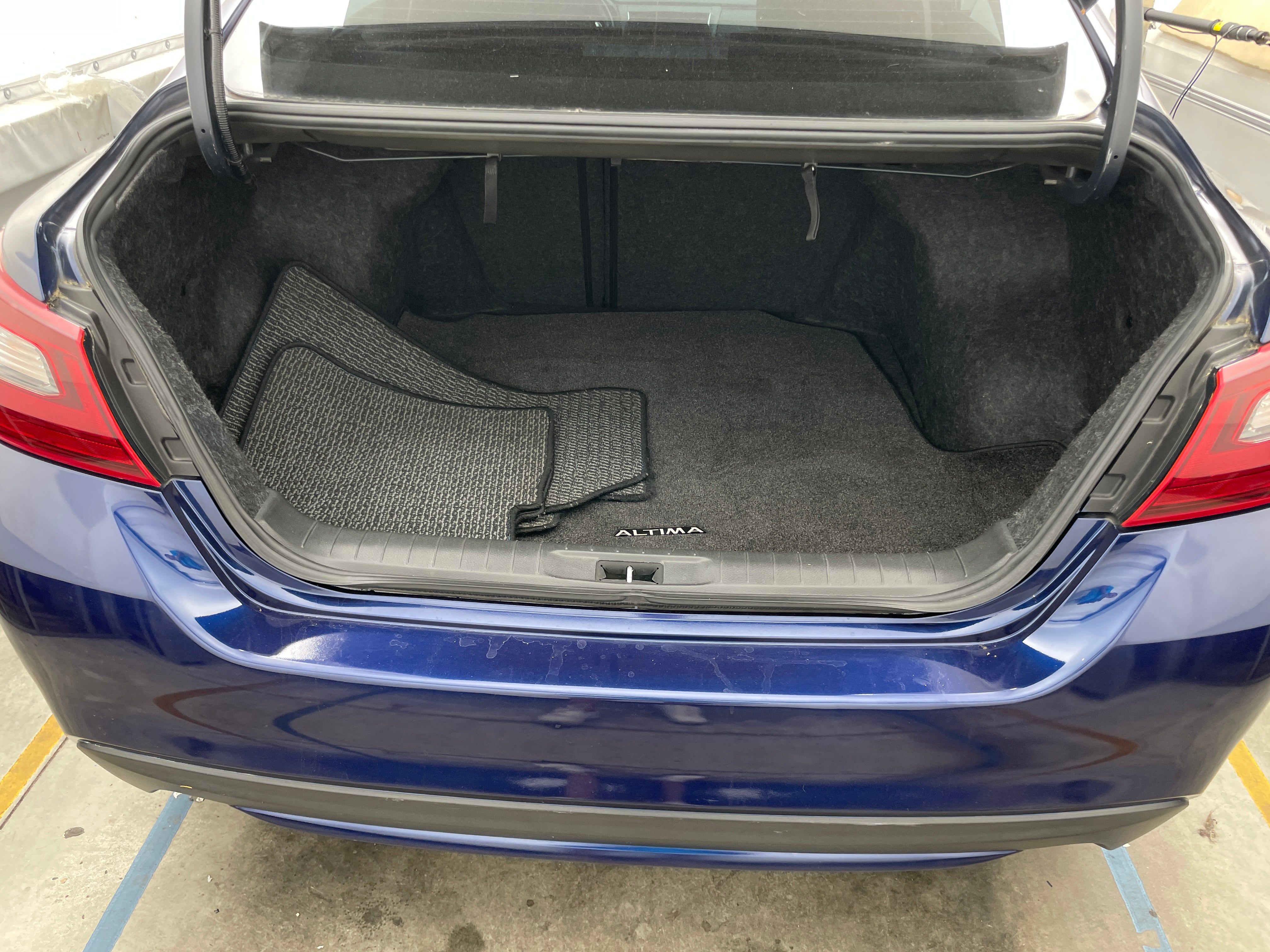 2018 Nissan Altima SR 7