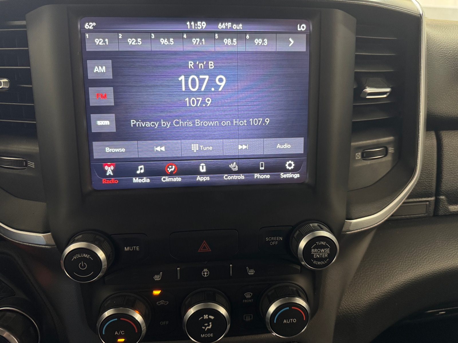 Thumbnail: 2019 RAM 1500 - 4