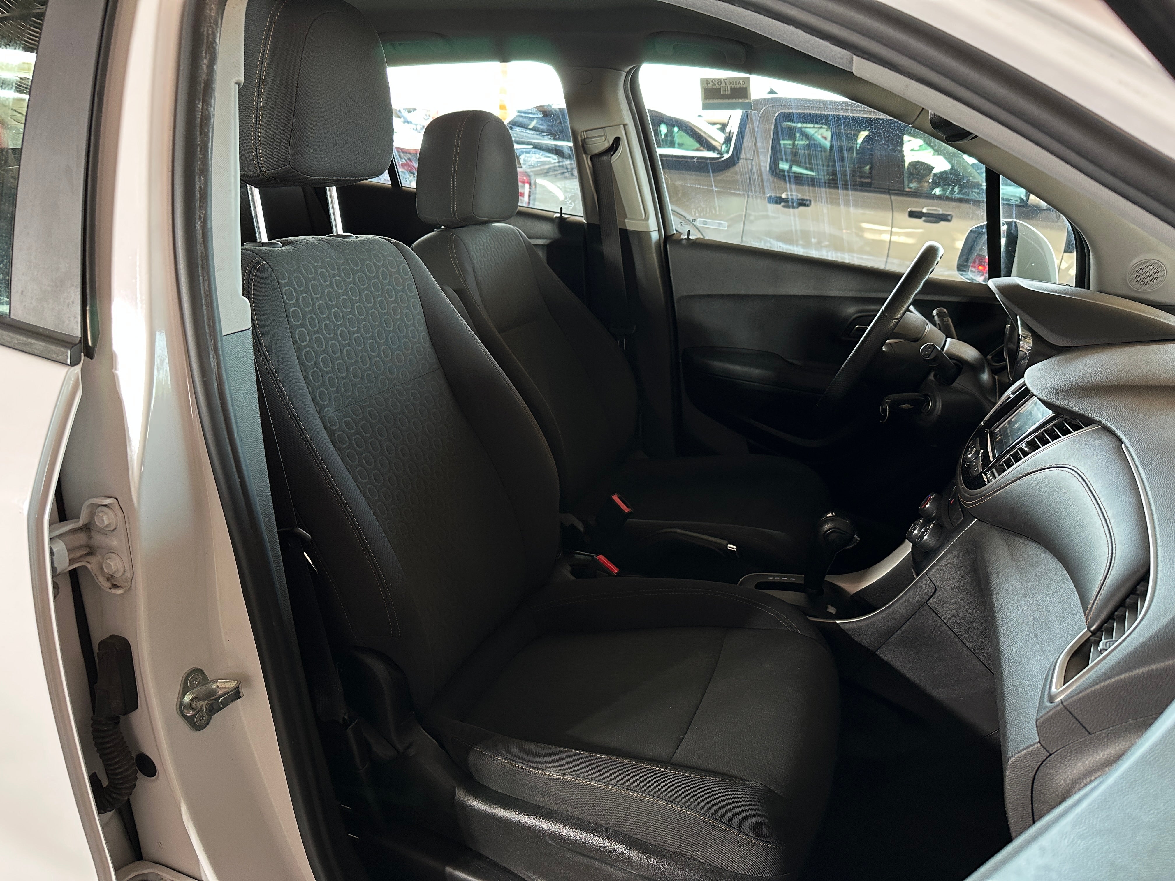 2019 Chevrolet Trax LS 2