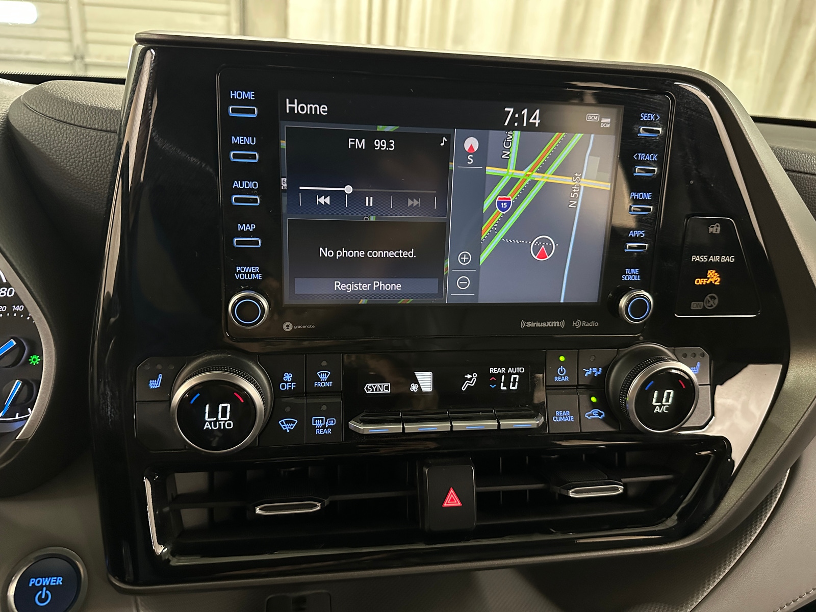 Thumbnail: 2021 Toyota Highlander - 3