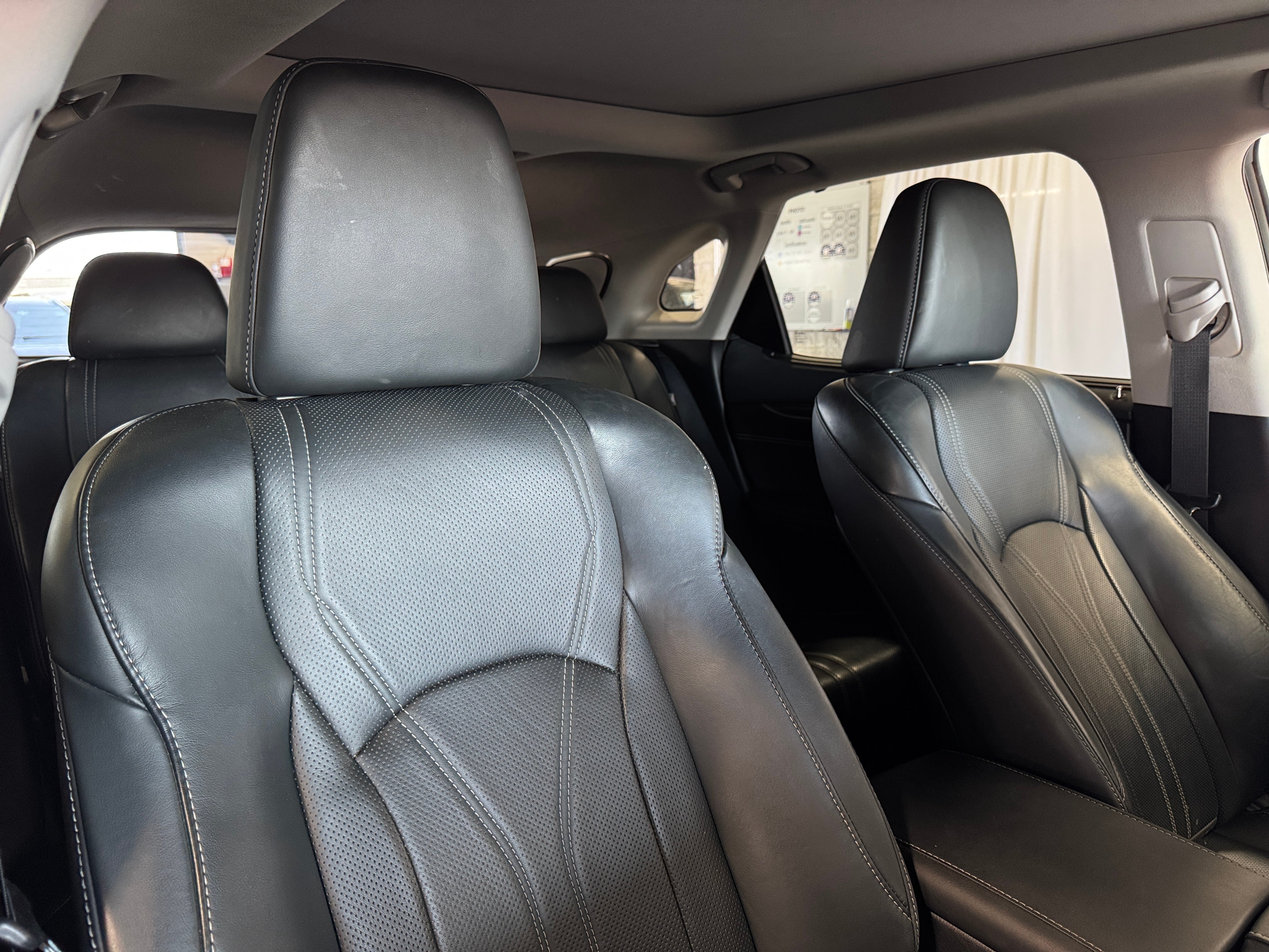 Image 4 of 2022 Lexus RX RX 450h