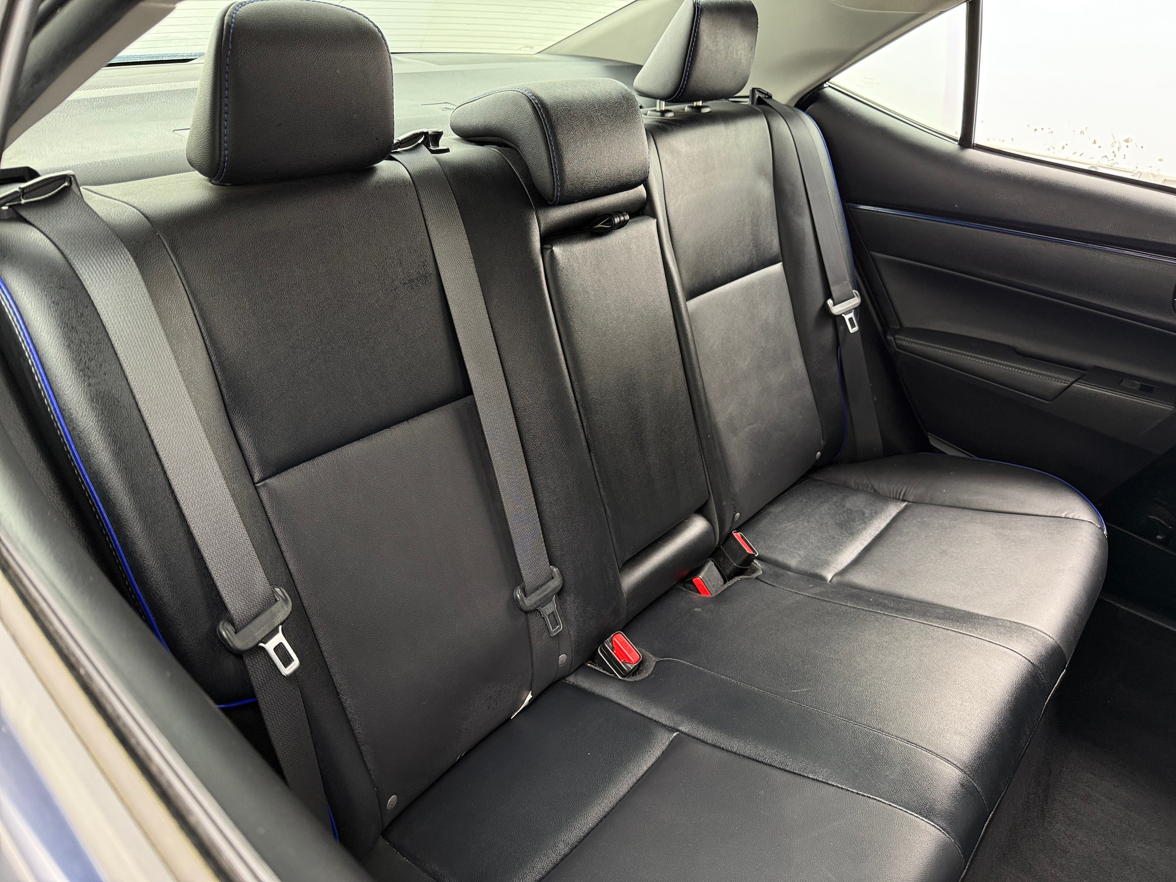 2017 Toyota Corolla XSE 5
