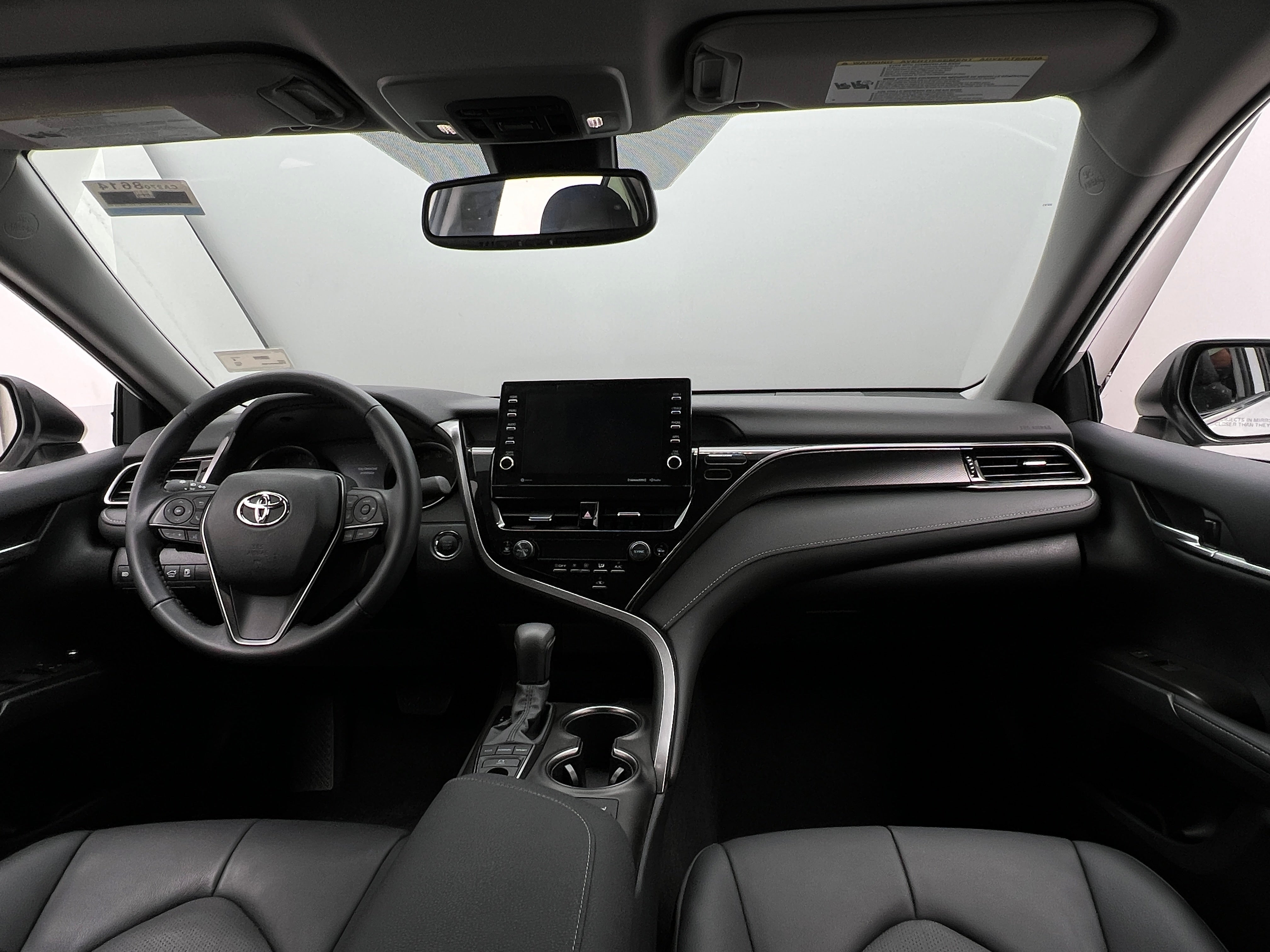 2022 Toyota Camry XSE 2