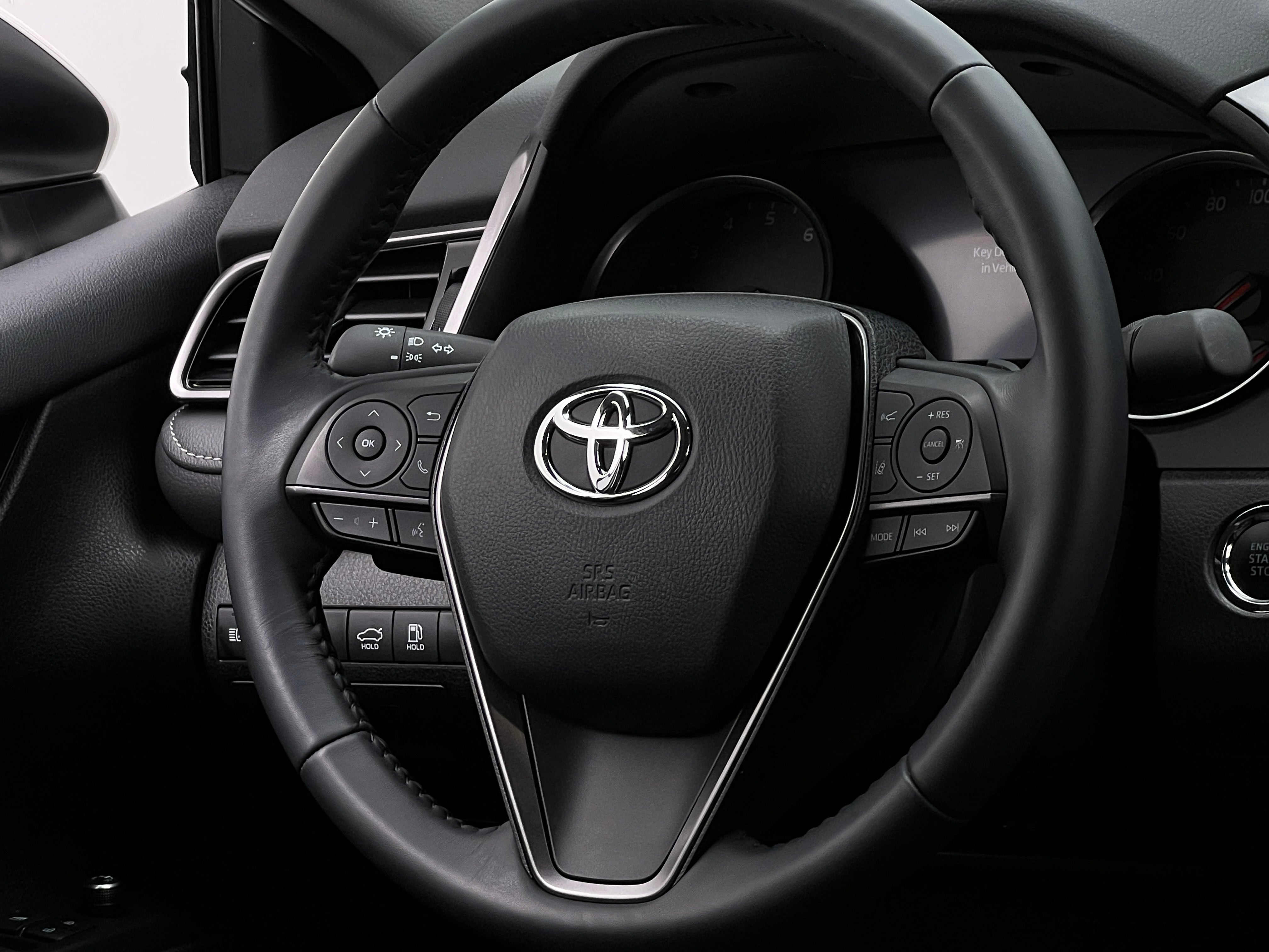 2022 Toyota Camry XSE 4
