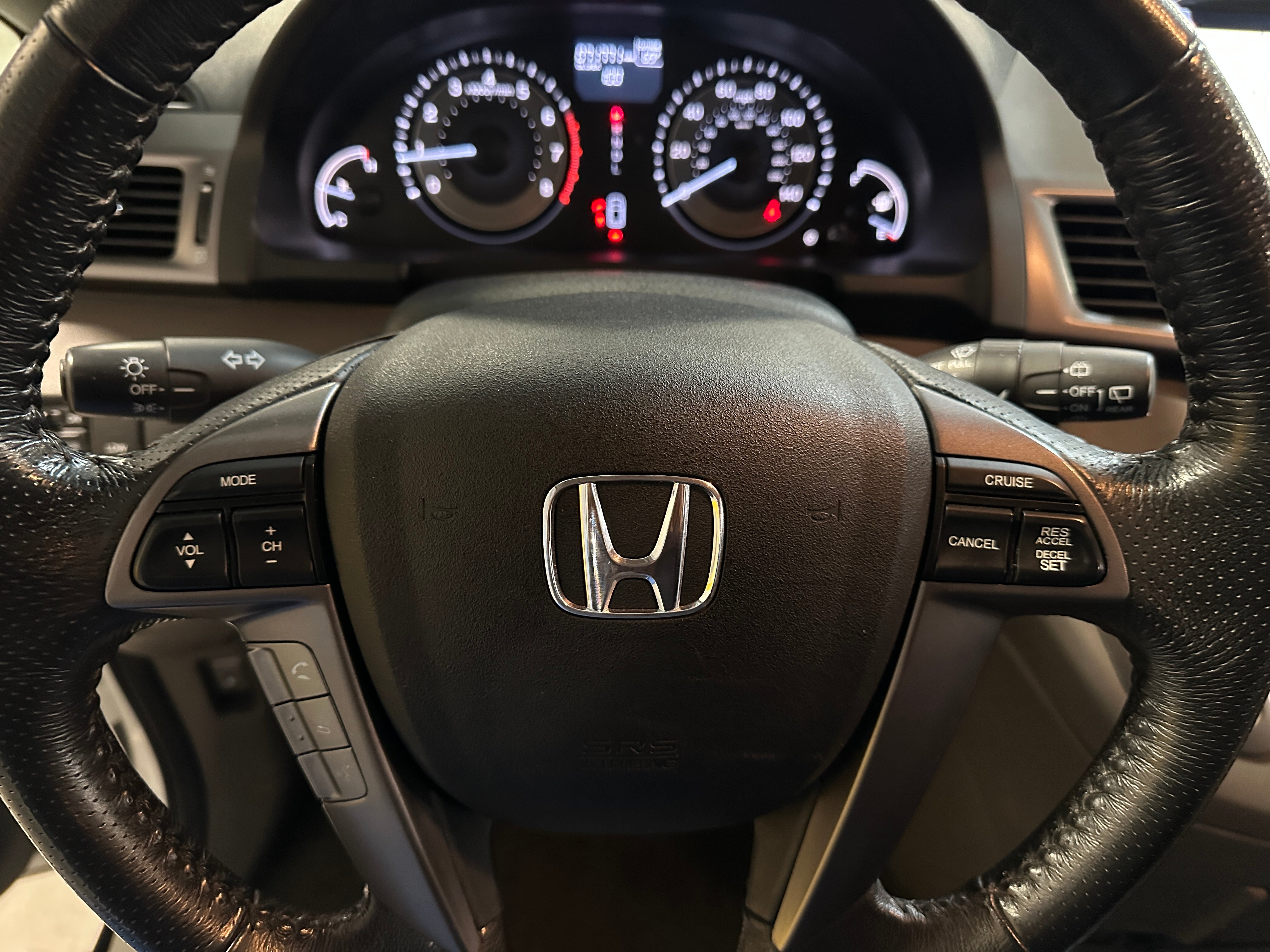 2015 Honda Odyssey EX-L 4