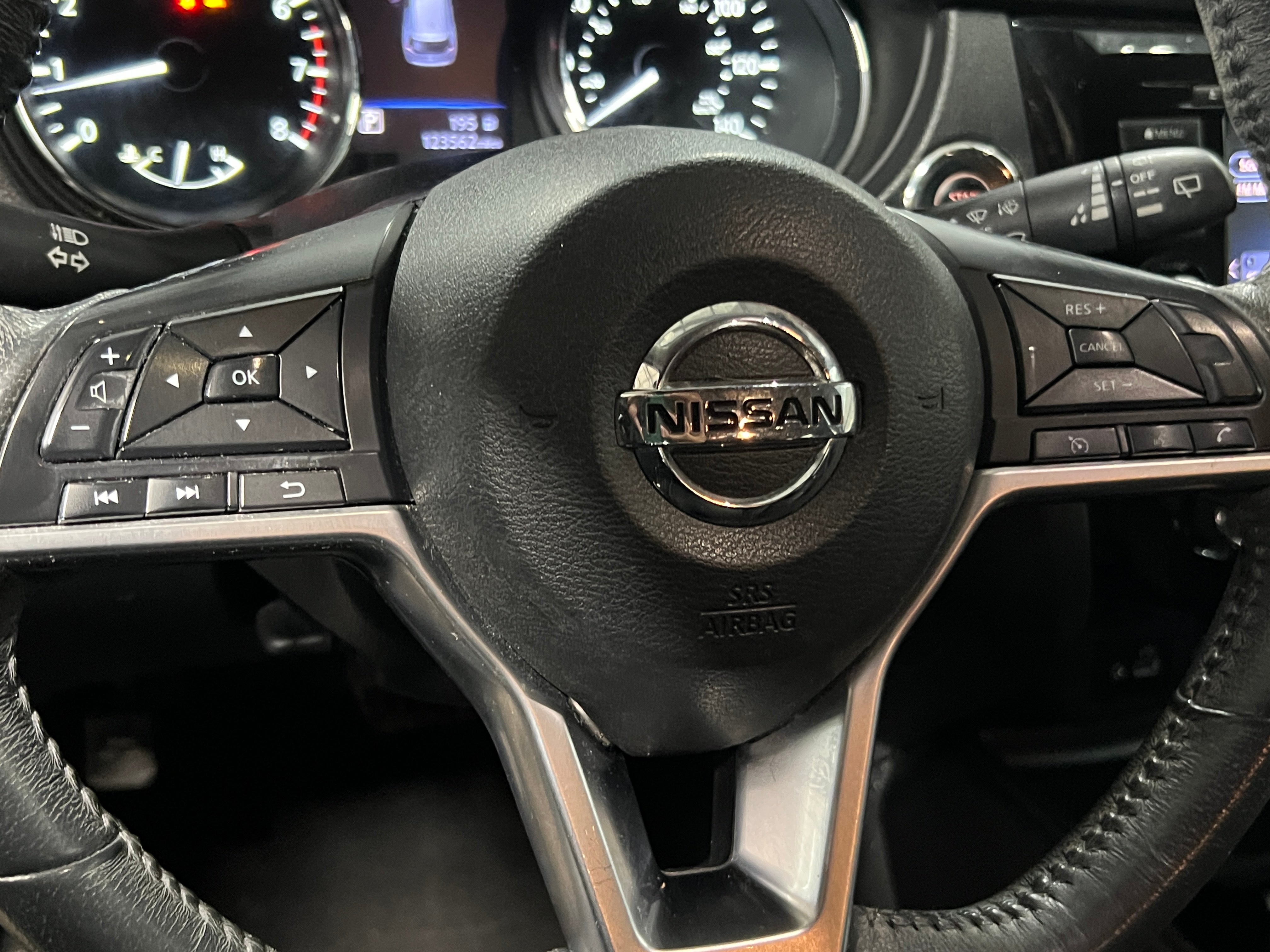 2018 Nissan Rogue SV 5