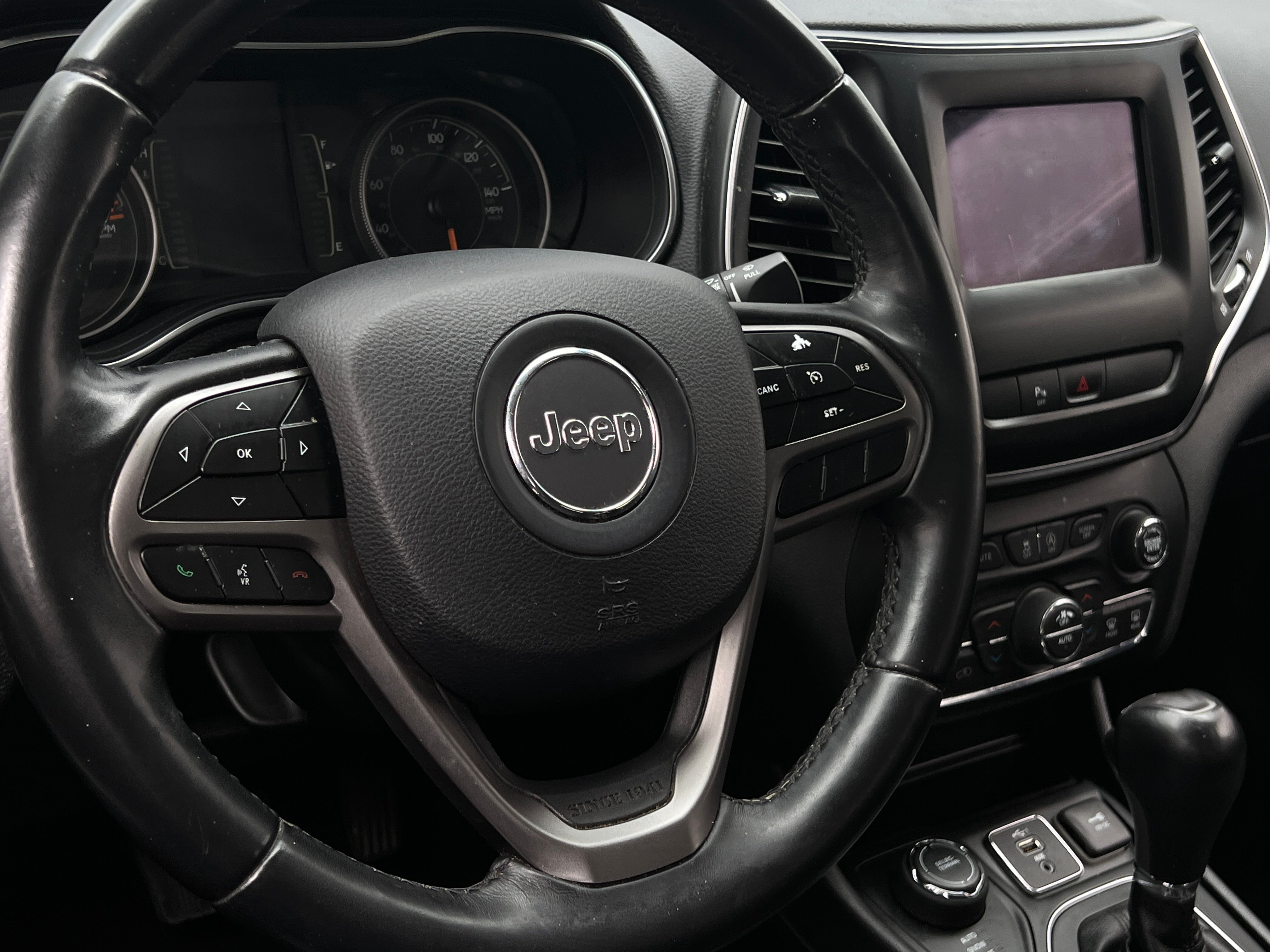 2019 Jeep Cherokee Latitude 4
