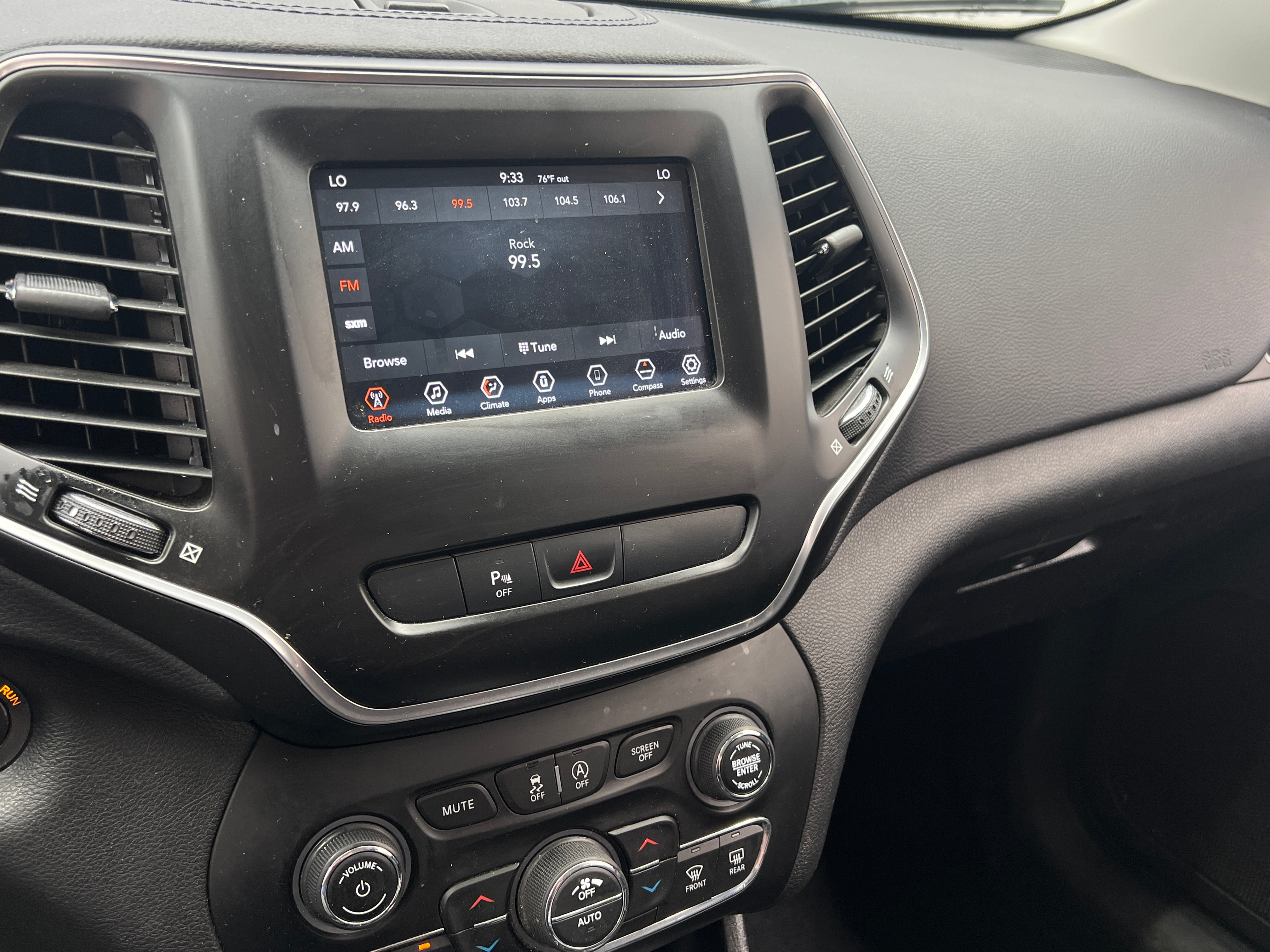 2019 Jeep Cherokee Latitude 3