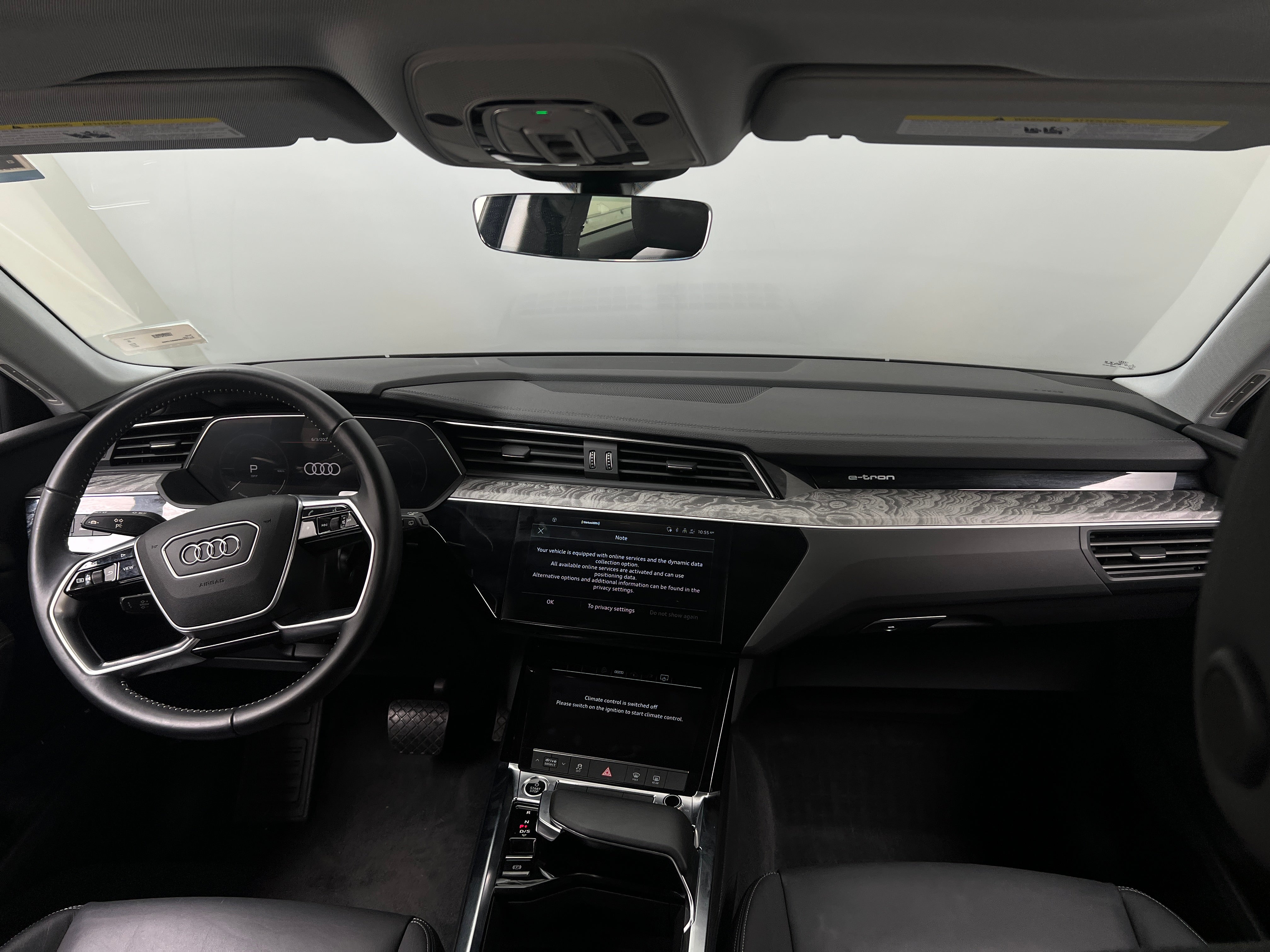 2021 Audi e-tron Premium 2