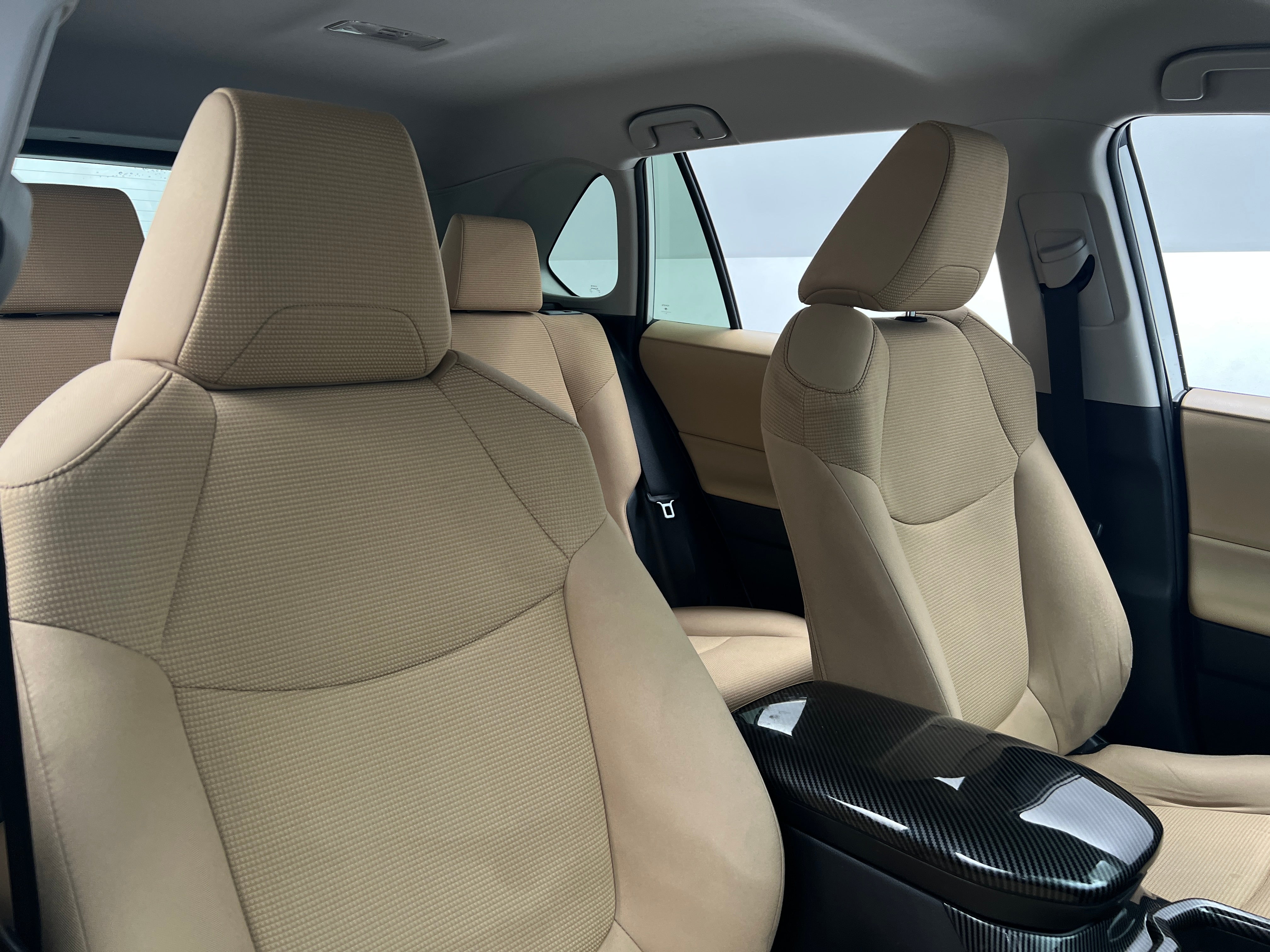 2021 Toyota RAV4 LE 2