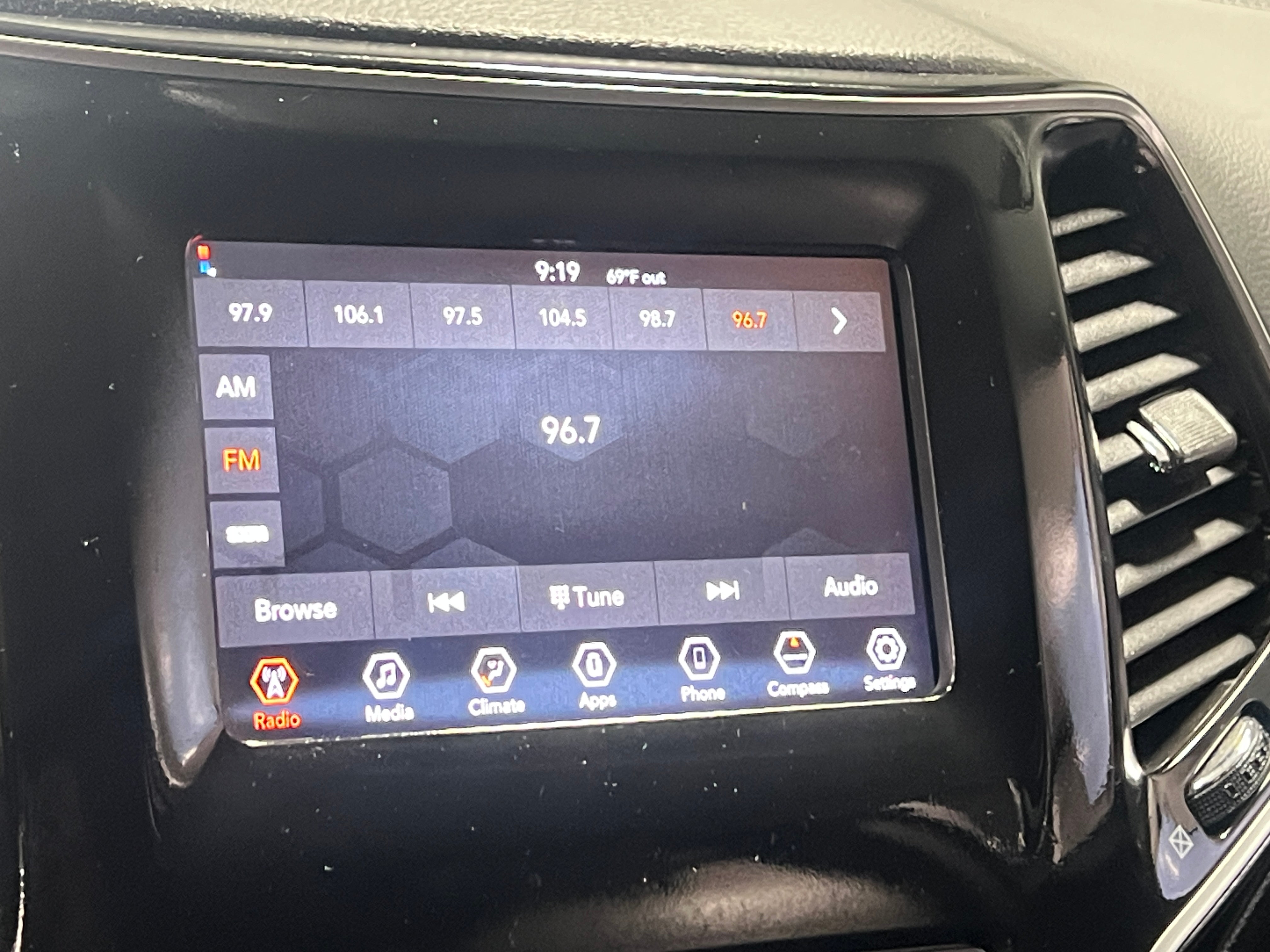 2019 Jeep Cherokee Latitude 4