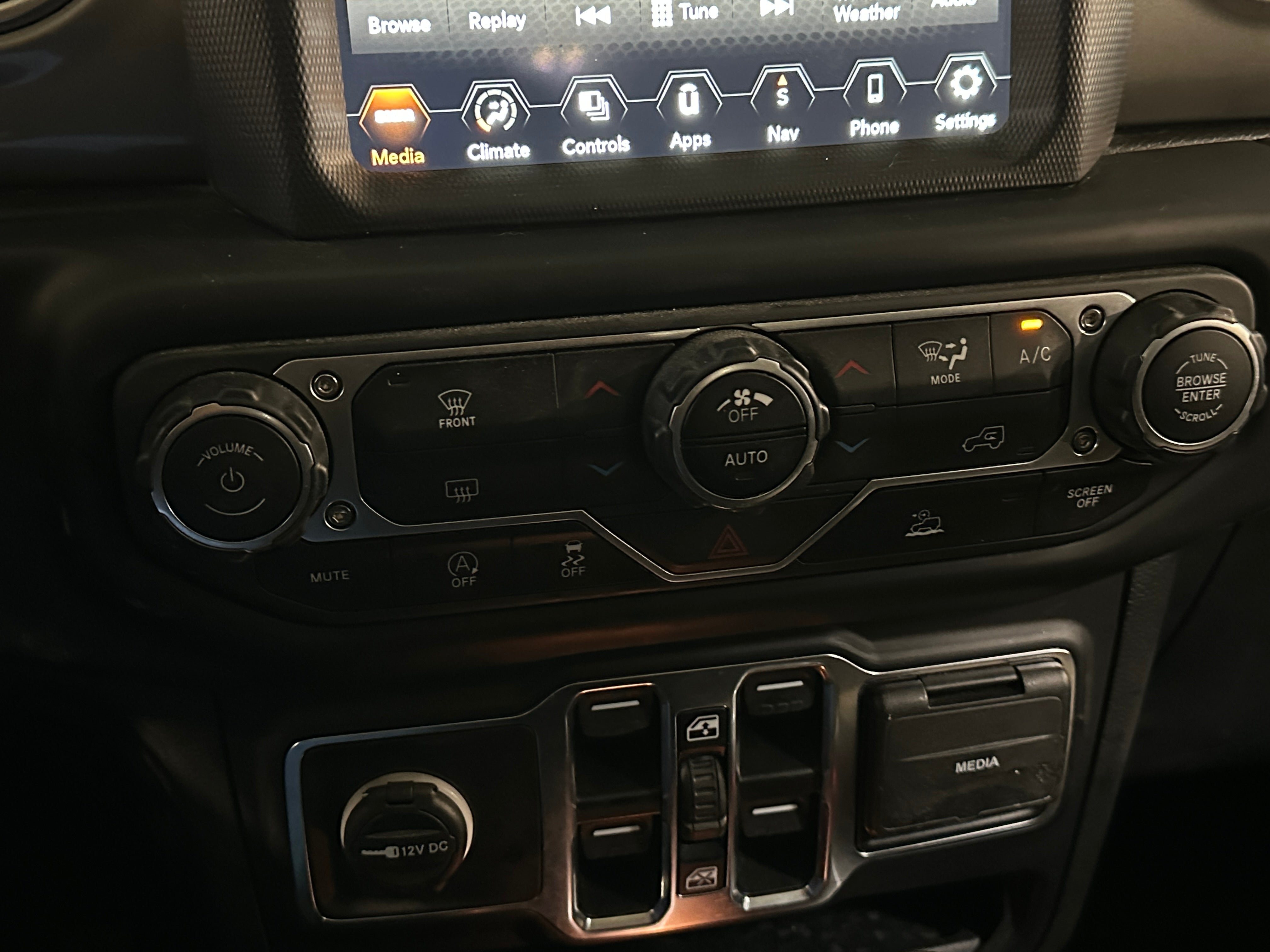 2023 Jeep Gladiator Overland 4