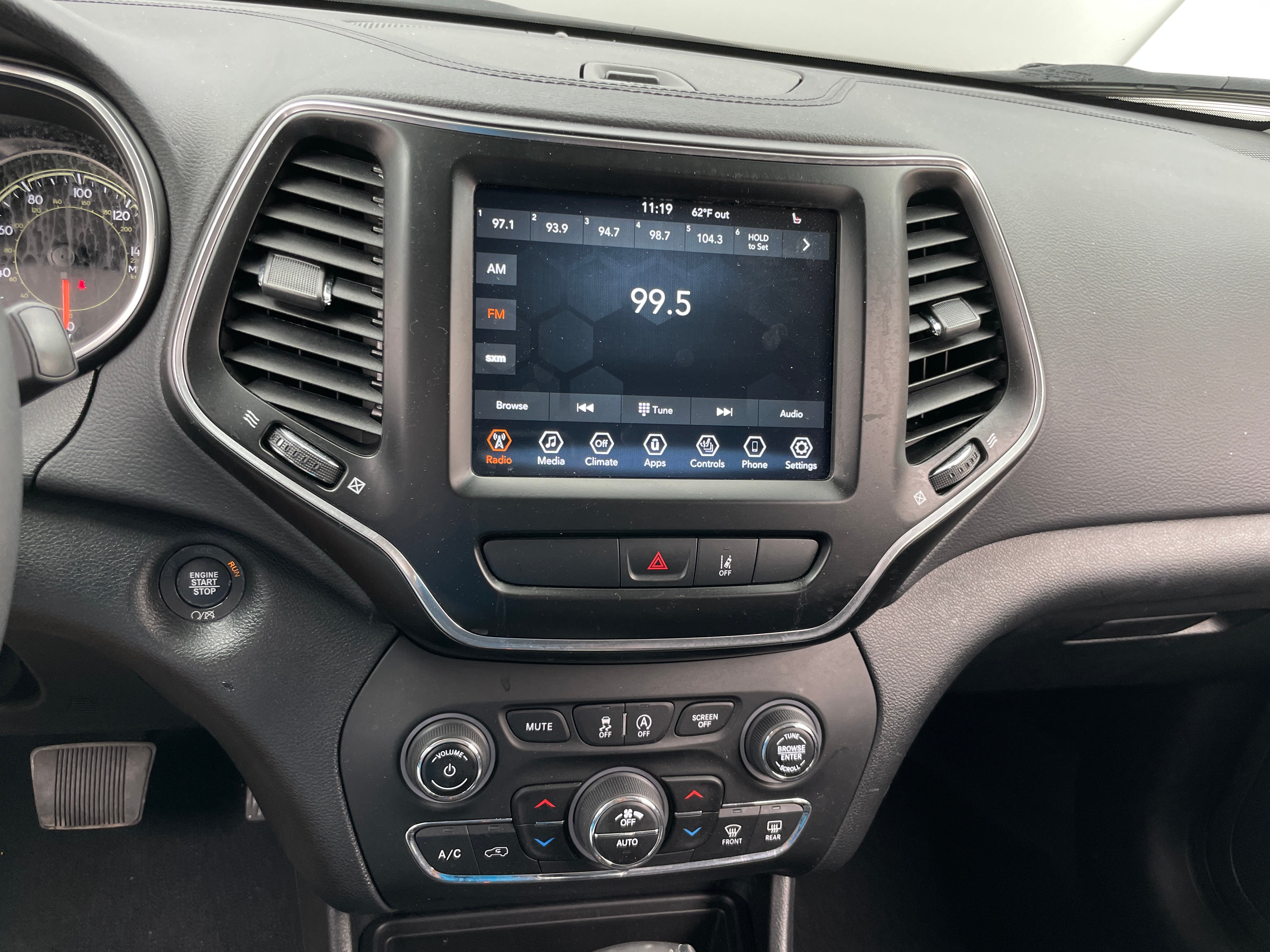 2022 Jeep Cherokee Latitude 3