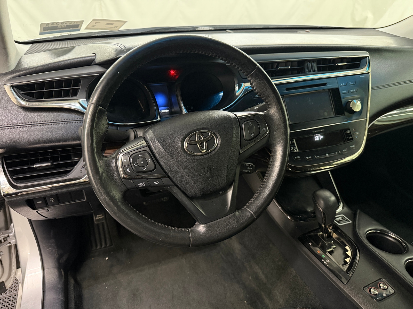 Thumbnail: 2013 Toyota Avalon - 4