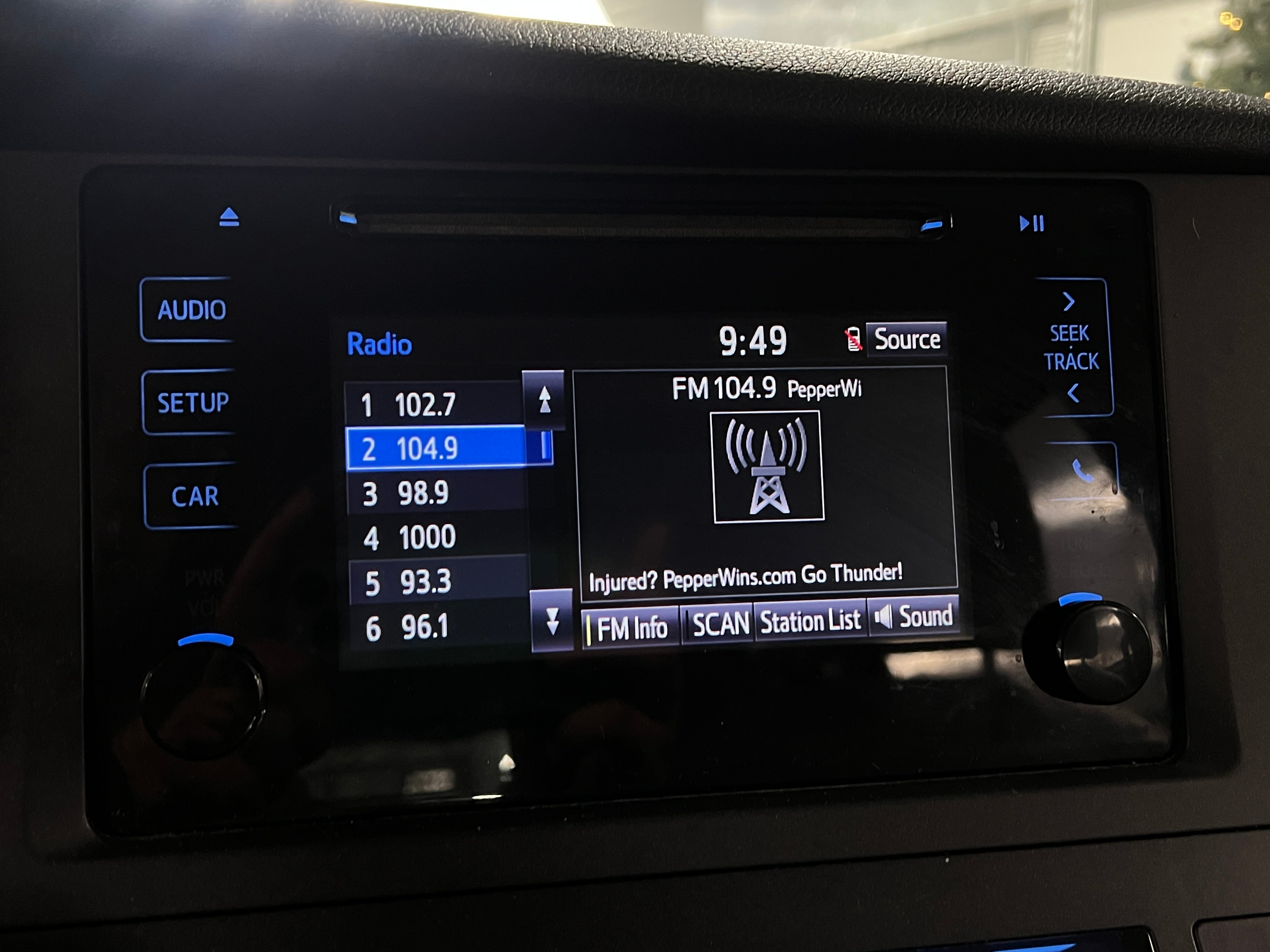 2015 Toyota Sienna L 4