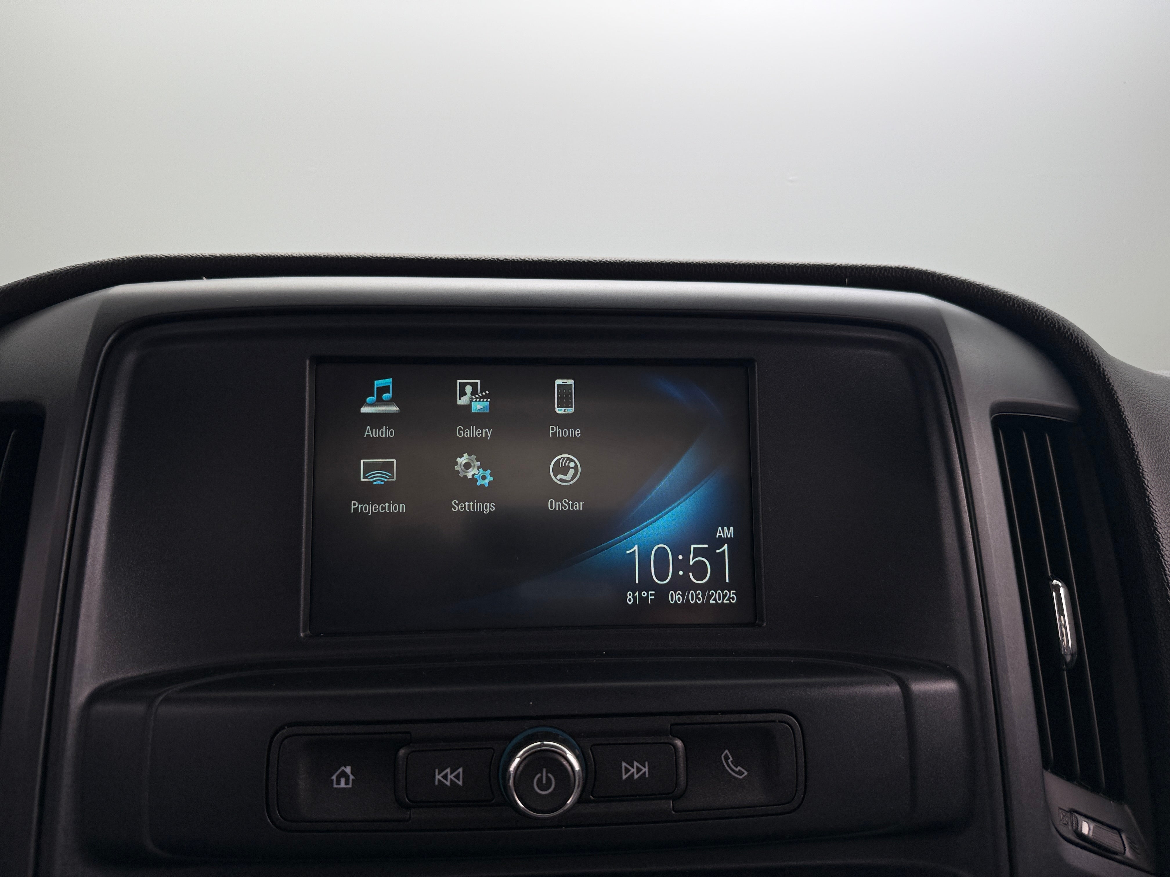 2018 Chevrolet Silverado 1500 Custom 4