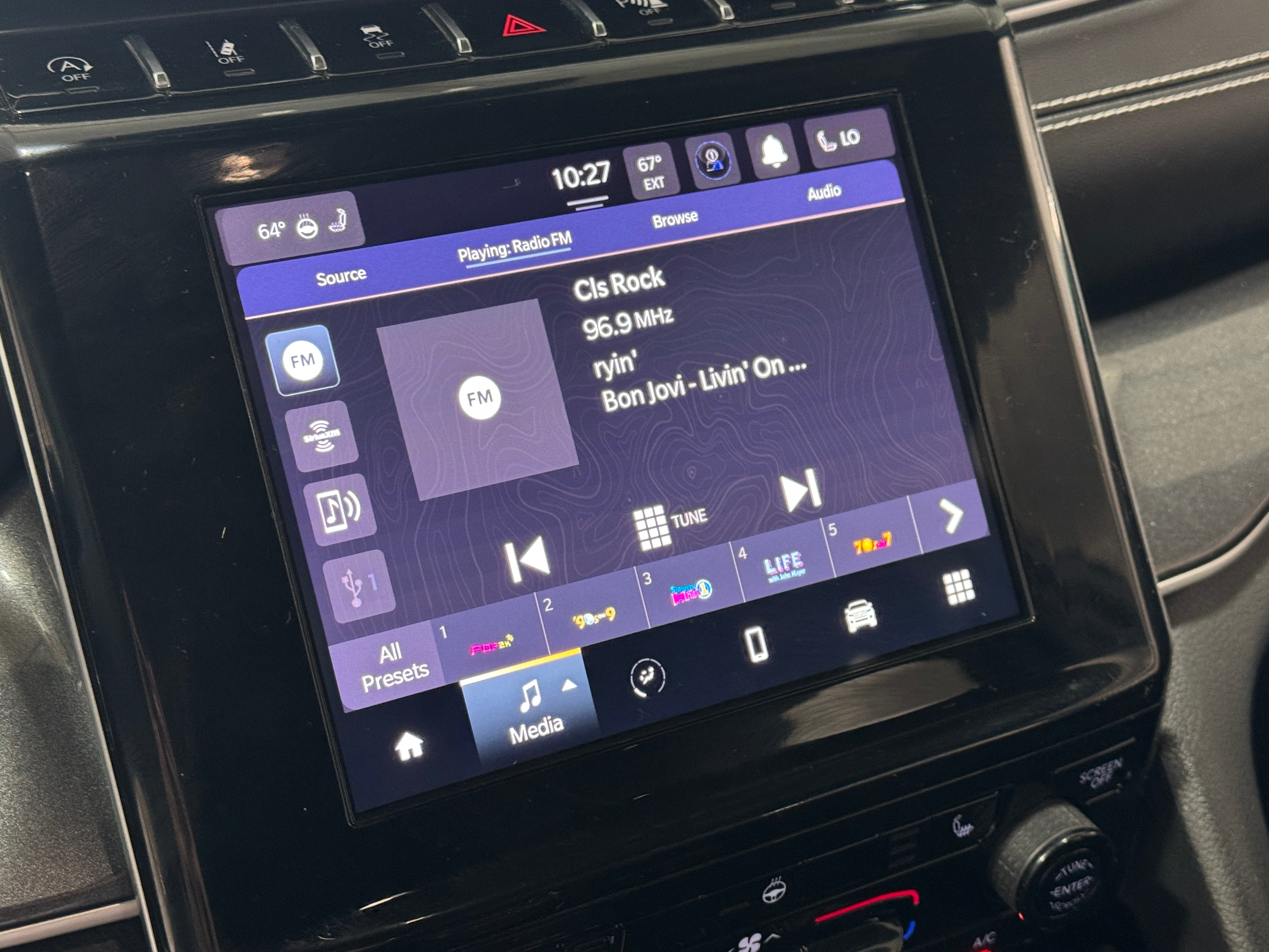 2022 Jeep Grand Cherokee L Altitude 3